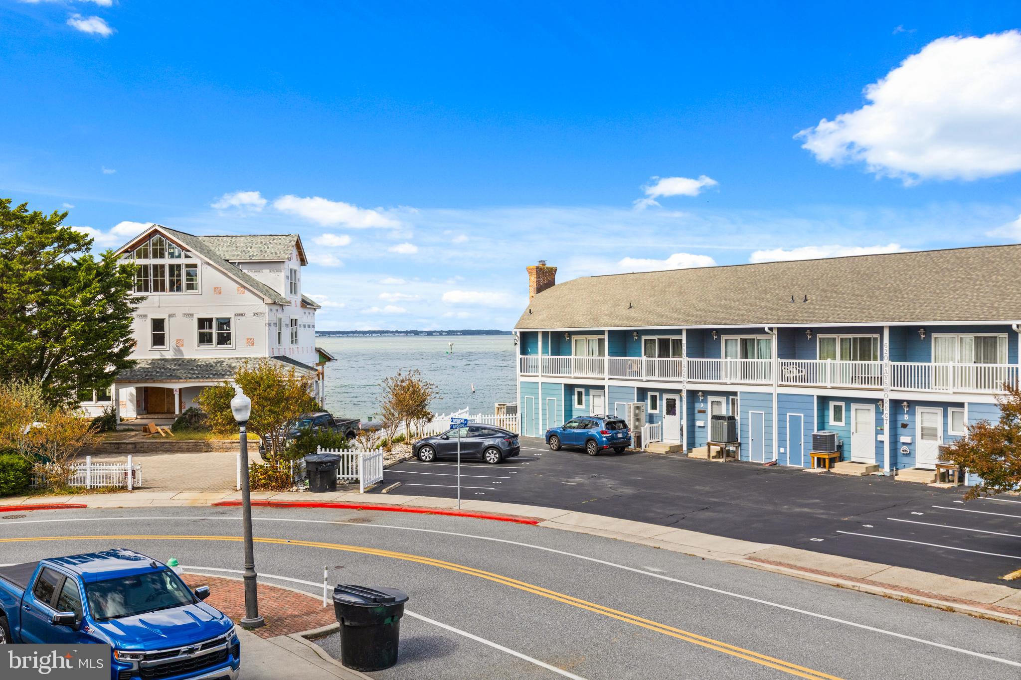 BAYSHORE ESTATES - Residential