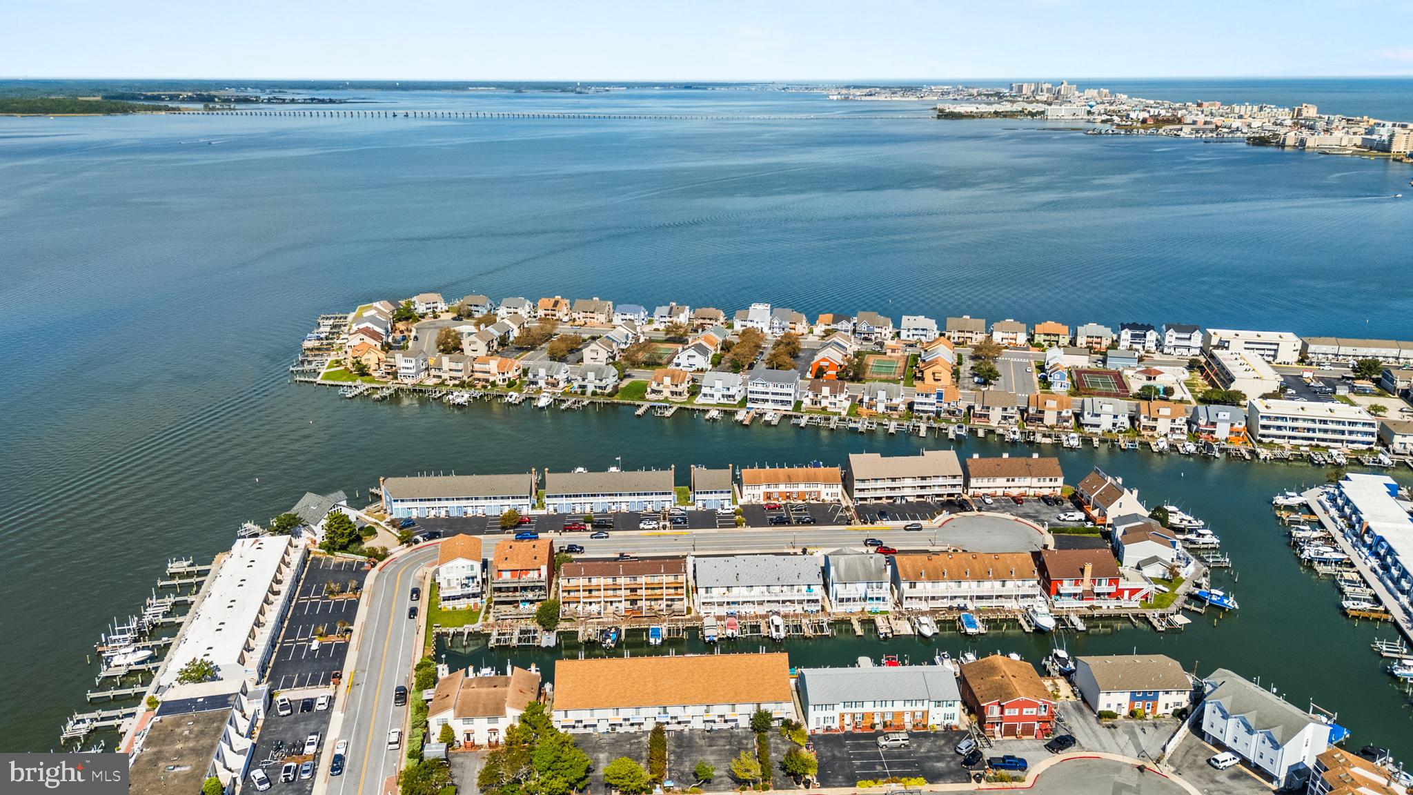 BAYSHORE ESTATES - Residential