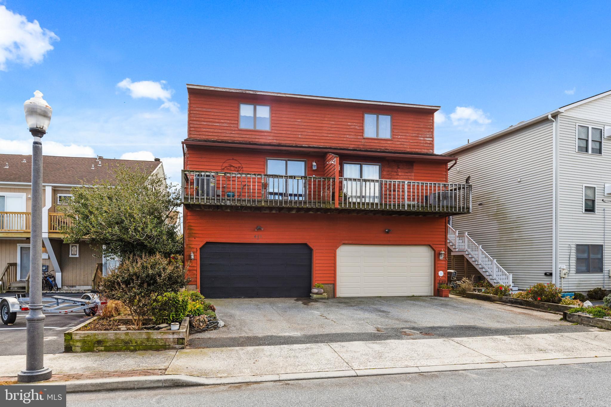 BAYSHORE ESTATES - Residential