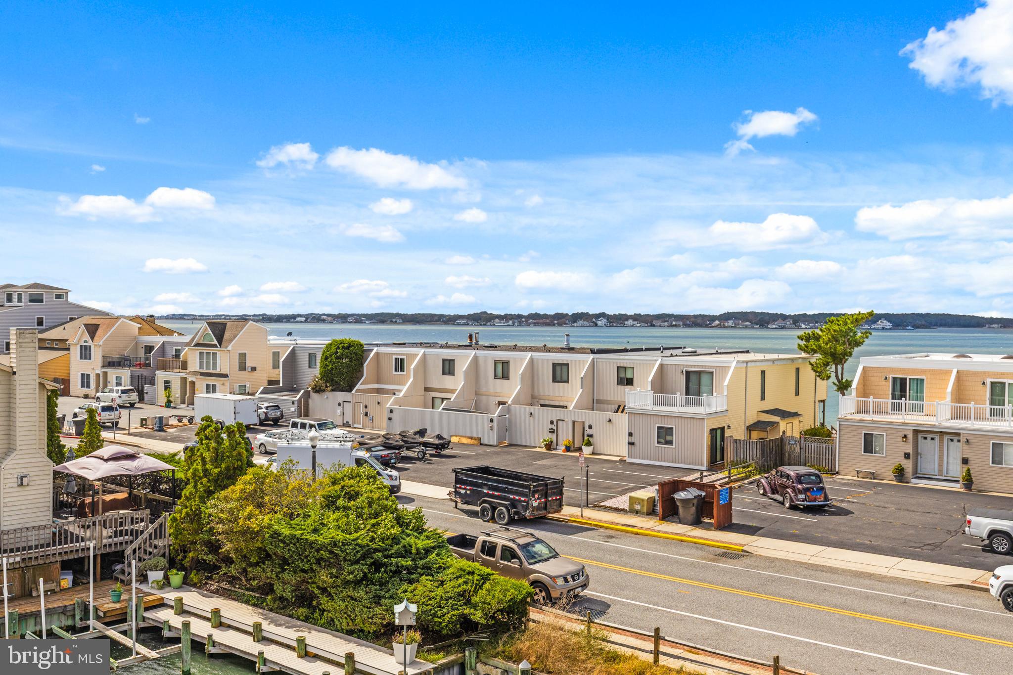 BAYSHORE ESTATES - Residential