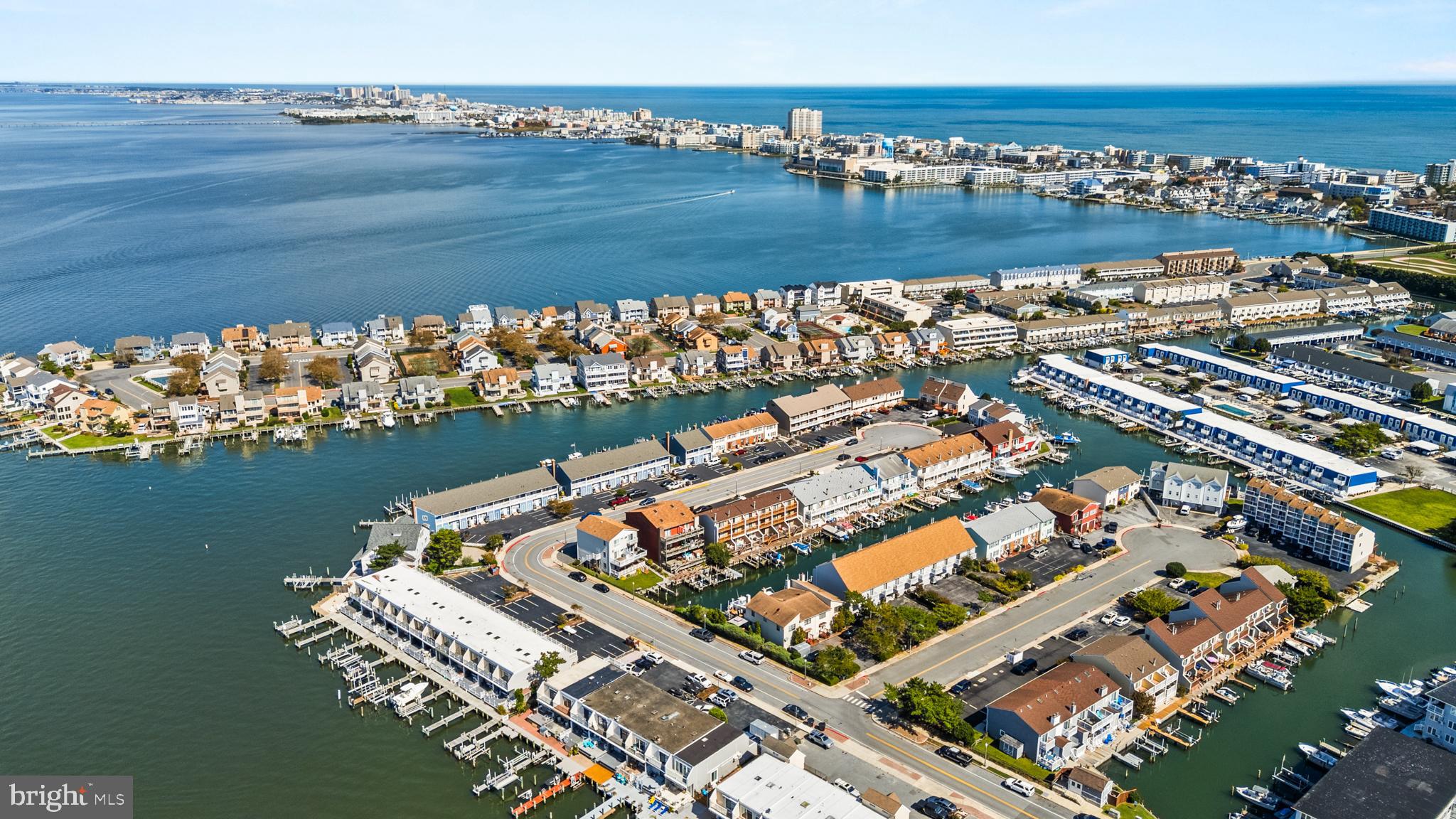 BAYSHORE ESTATES - Residential