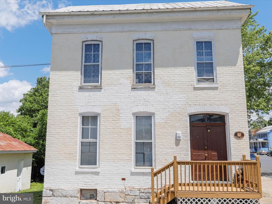 Fully Occupied Duplex! Collect Rent the first day you take ownership! Bottom apartment is 1 BR 1 BA open floor plan with access to the basement. Tenant current on Rent! Top Apartment is fully rented with great rental history, with Tenant current on Rent. Property also has detached garage that is also currently rented and tenant is current on rent. Total rents for 2 apartments and Garage is $2,090 monthly. Duplex is a Historic Building and is located at a Prime Location in town.  Please allow 24 hours notice for showings, Please have Pre-Approval or Proof of Funds prior to setting up a showing. Please do not disturb the tenants. Owner pays Water/Sewer, Tenant is responsible for other utilities.