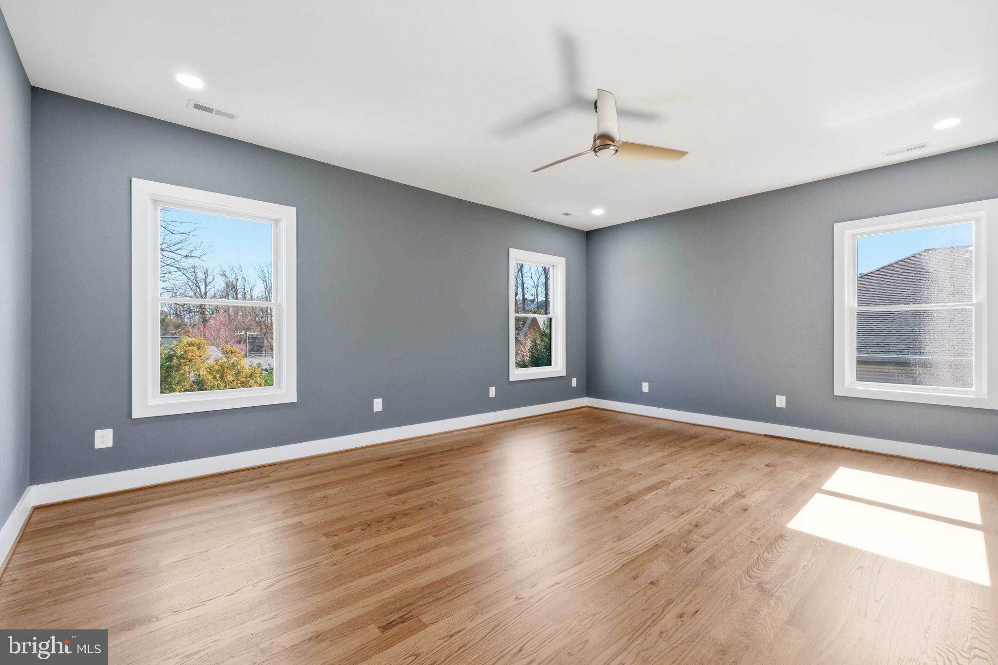 PIMMIT HILLS - Residential