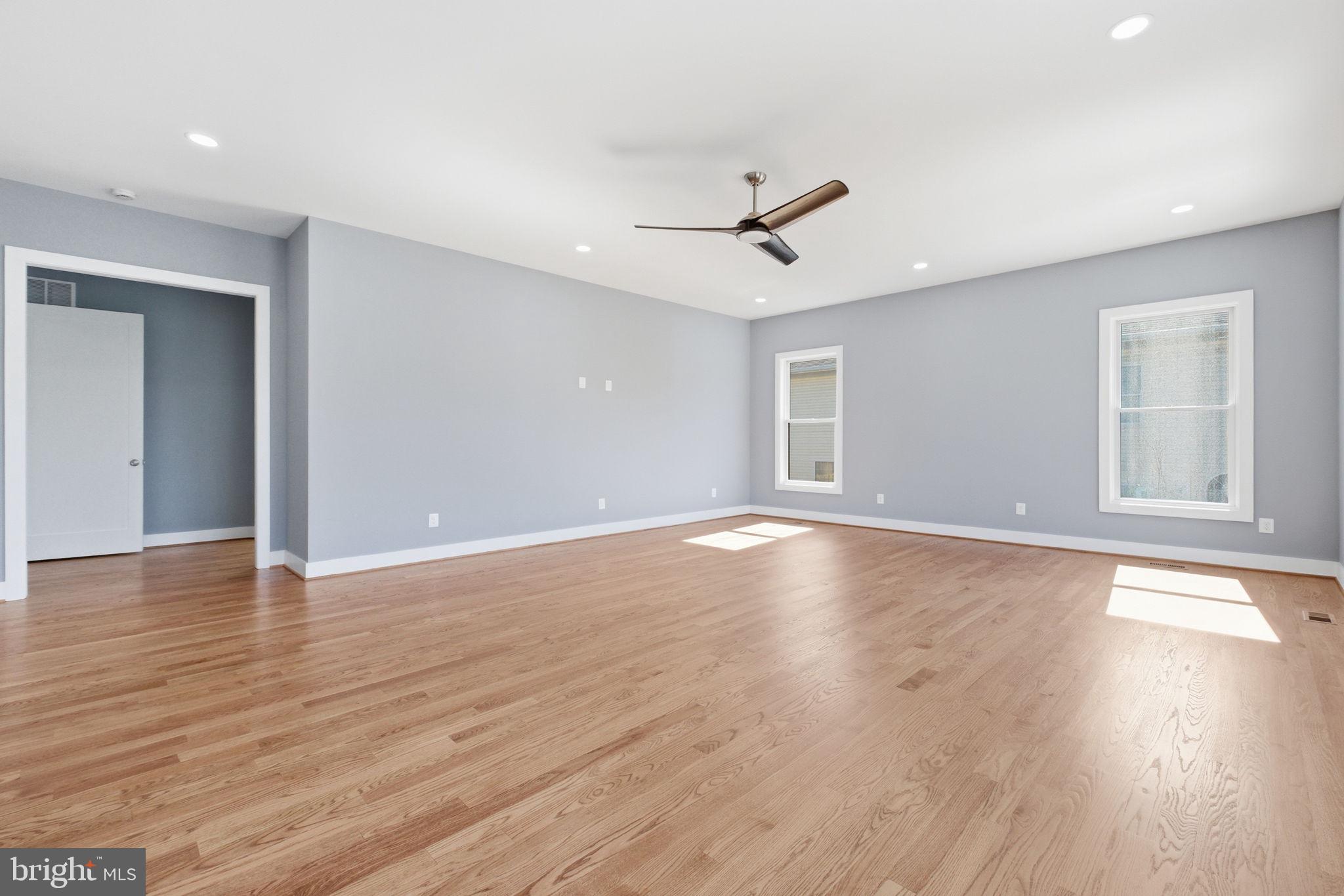 PIMMIT HILLS - Residential