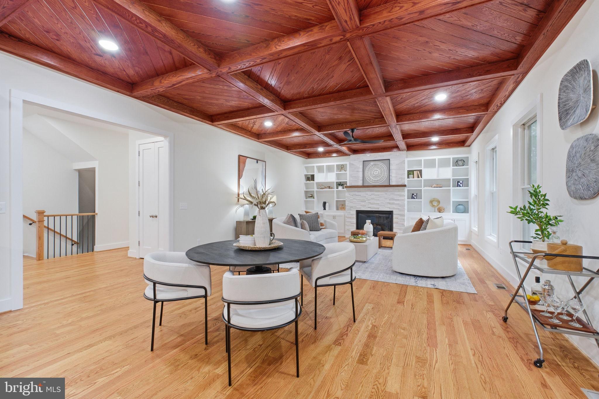 PIMMIT HILLS - Residential