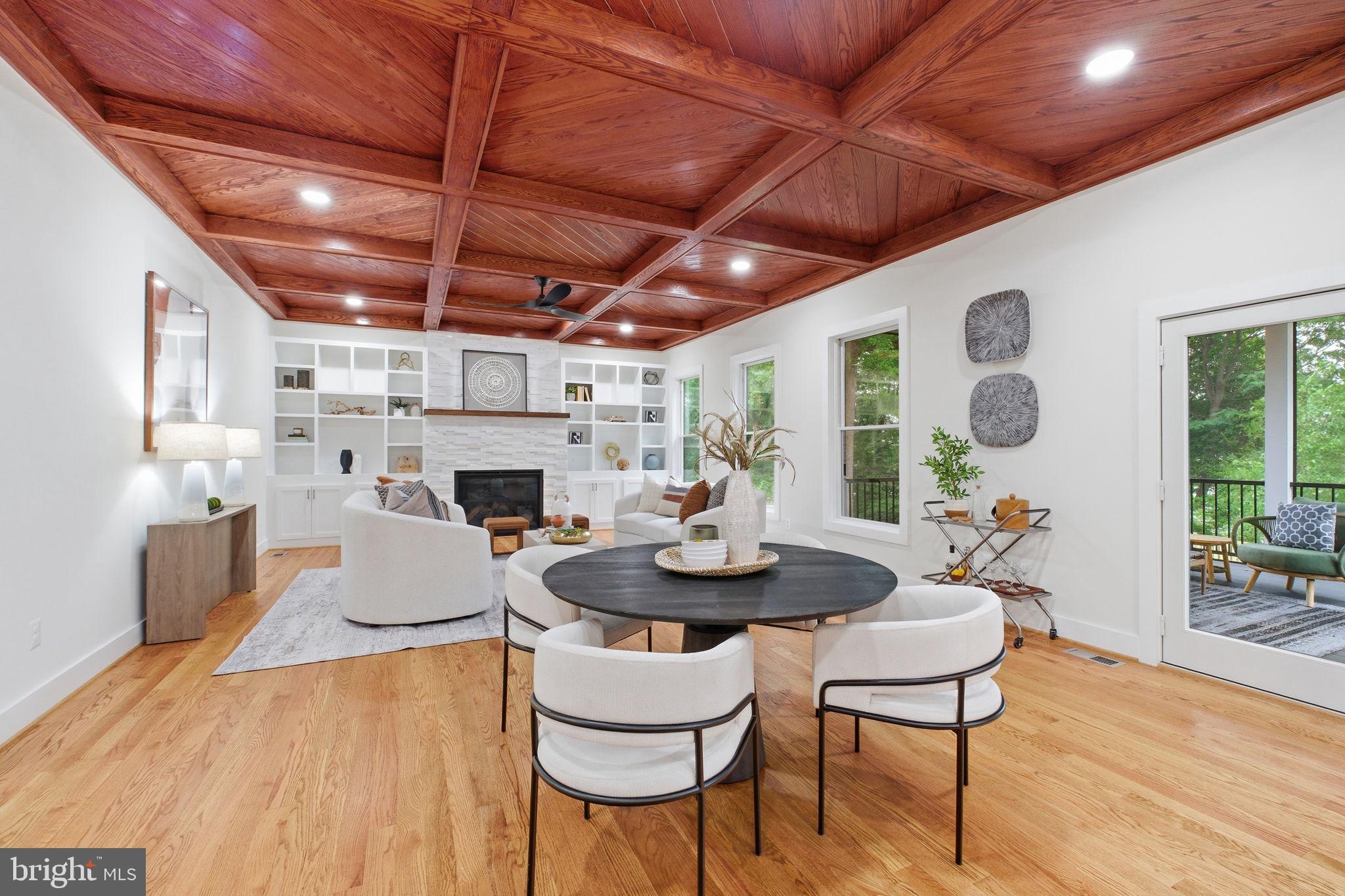 PIMMIT HILLS - Residential