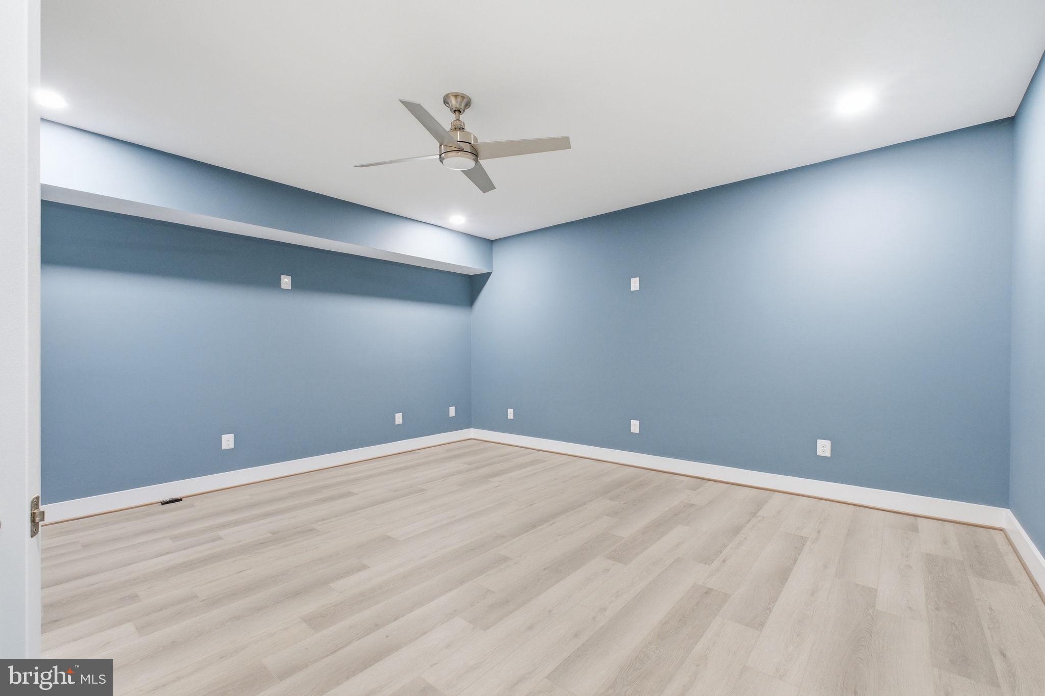 PIMMIT HILLS - Residential