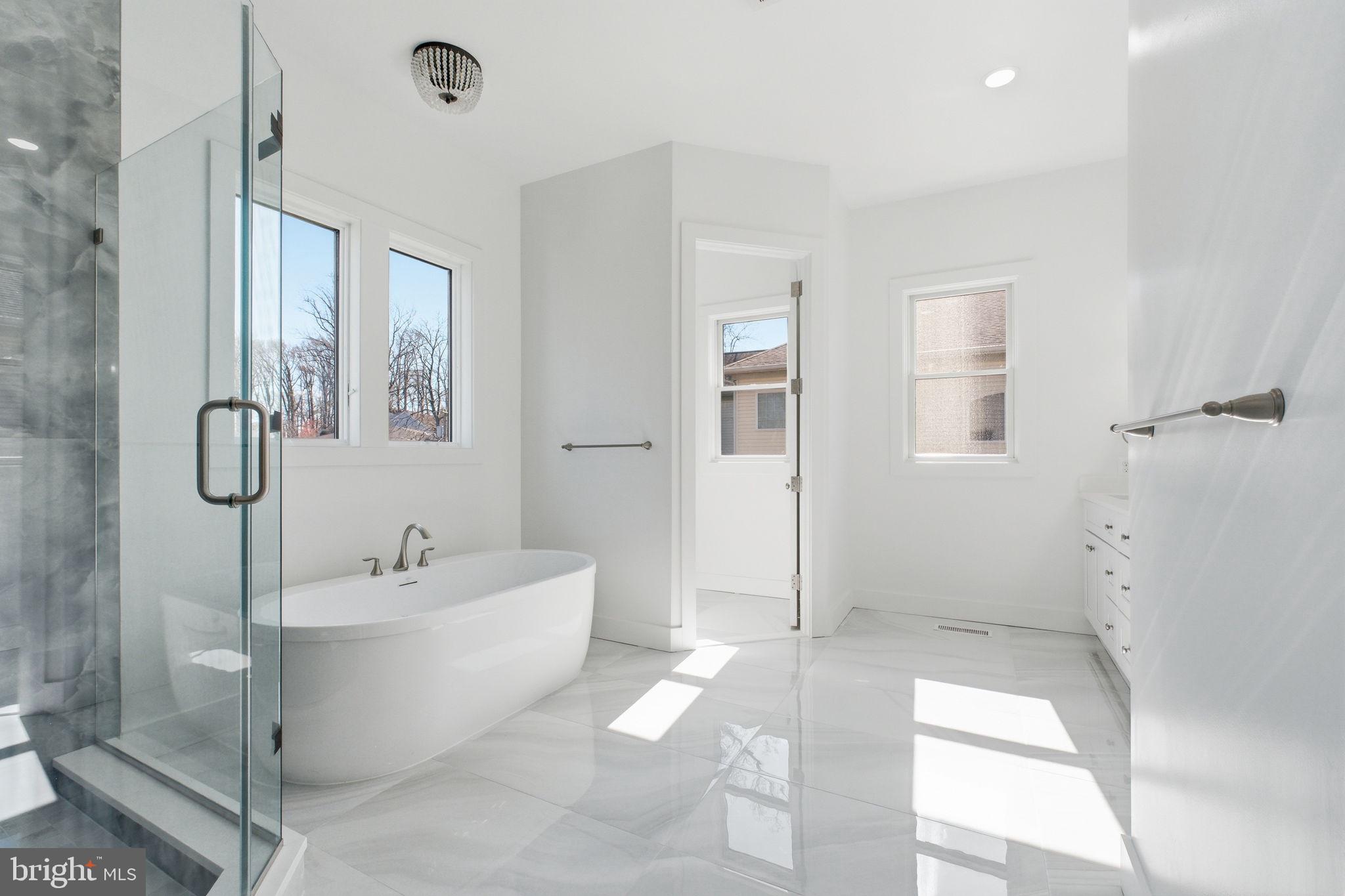 PIMMIT HILLS - Residential