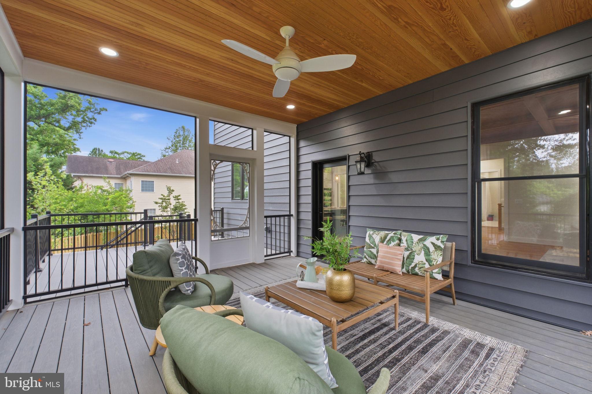 PIMMIT HILLS - Residential