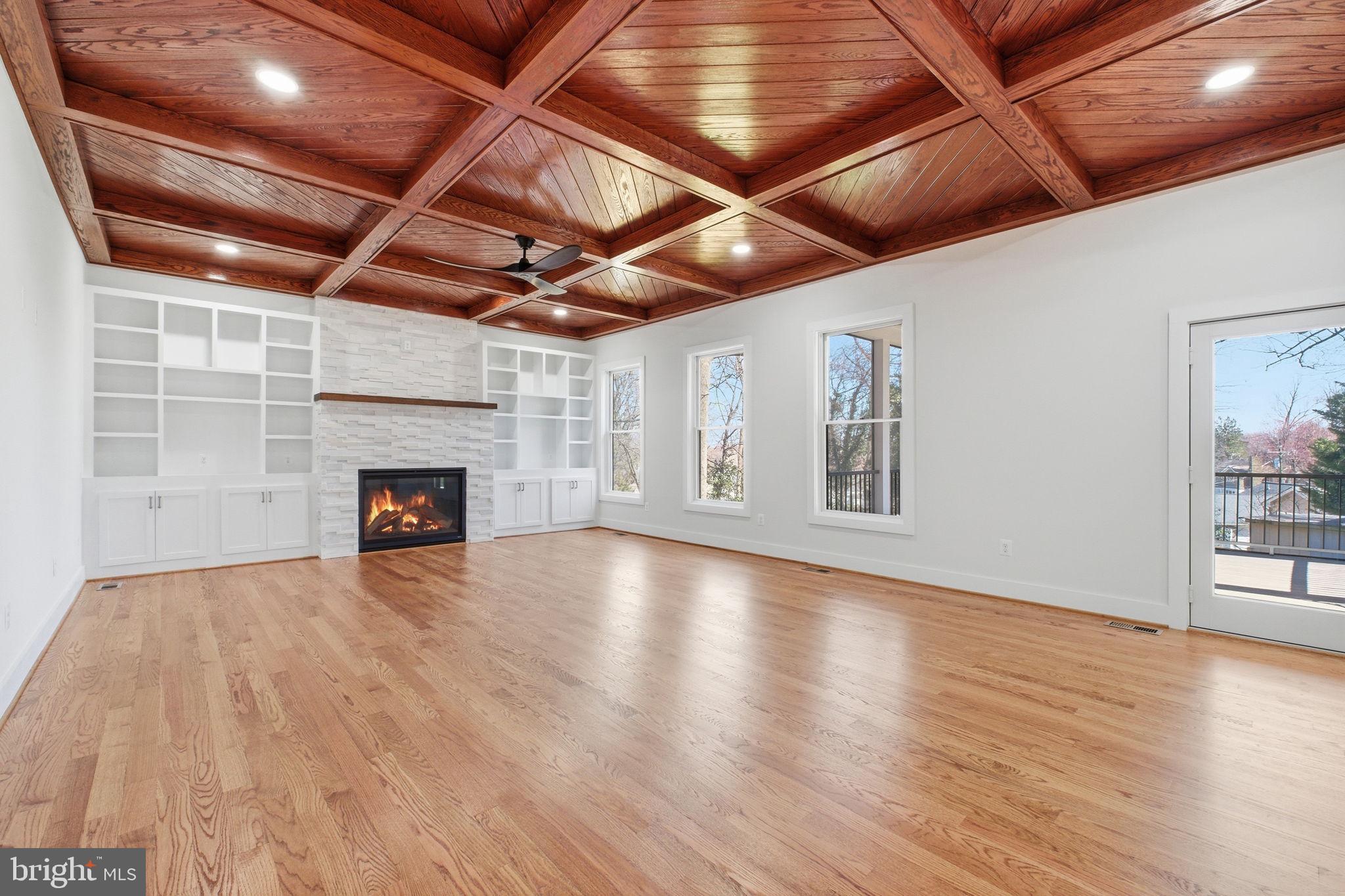 PIMMIT HILLS - Residential