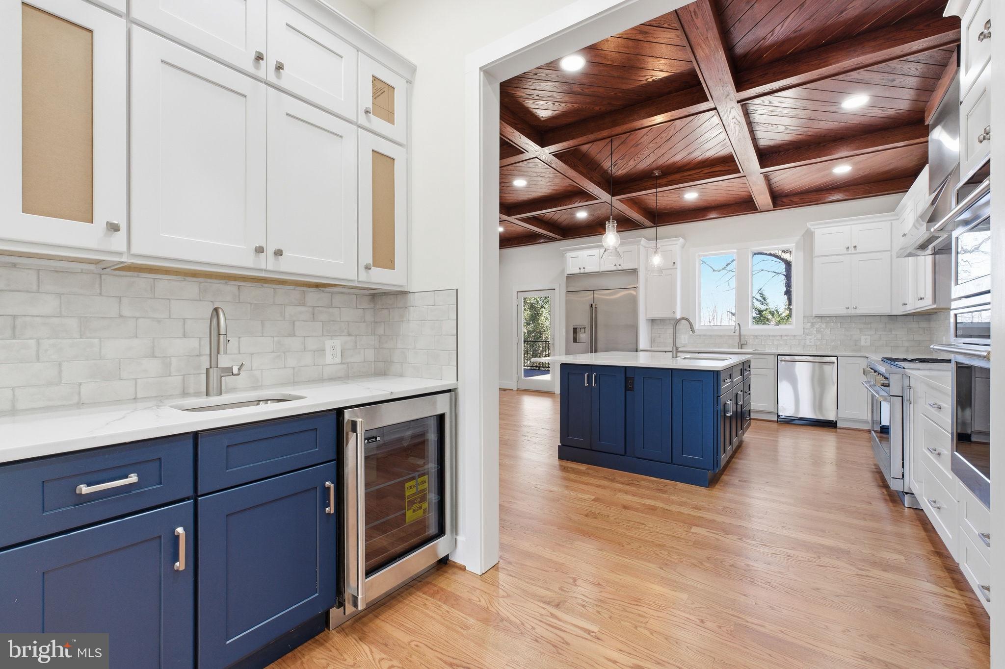 PIMMIT HILLS - Residential