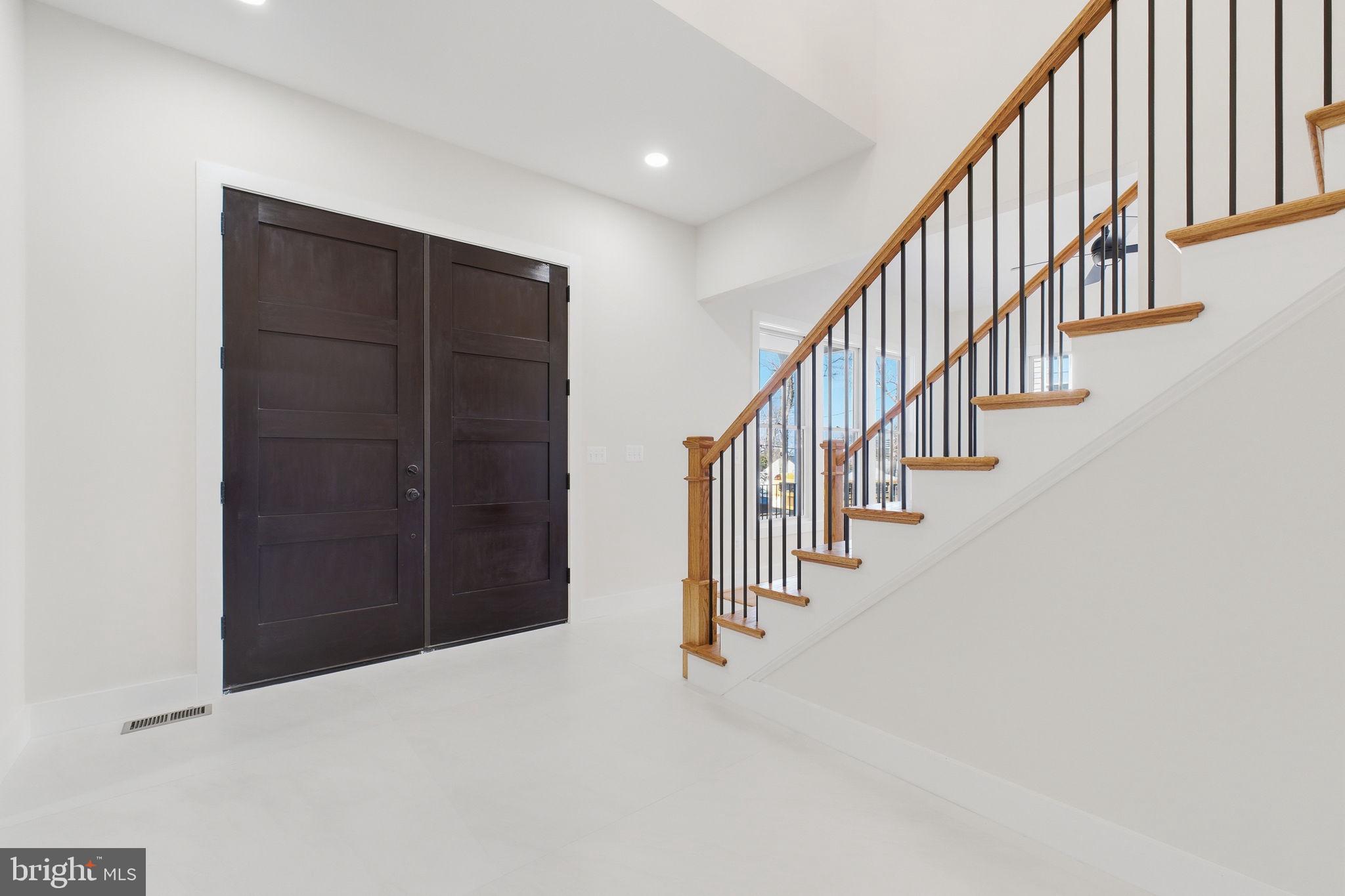 PIMMIT HILLS - Residential