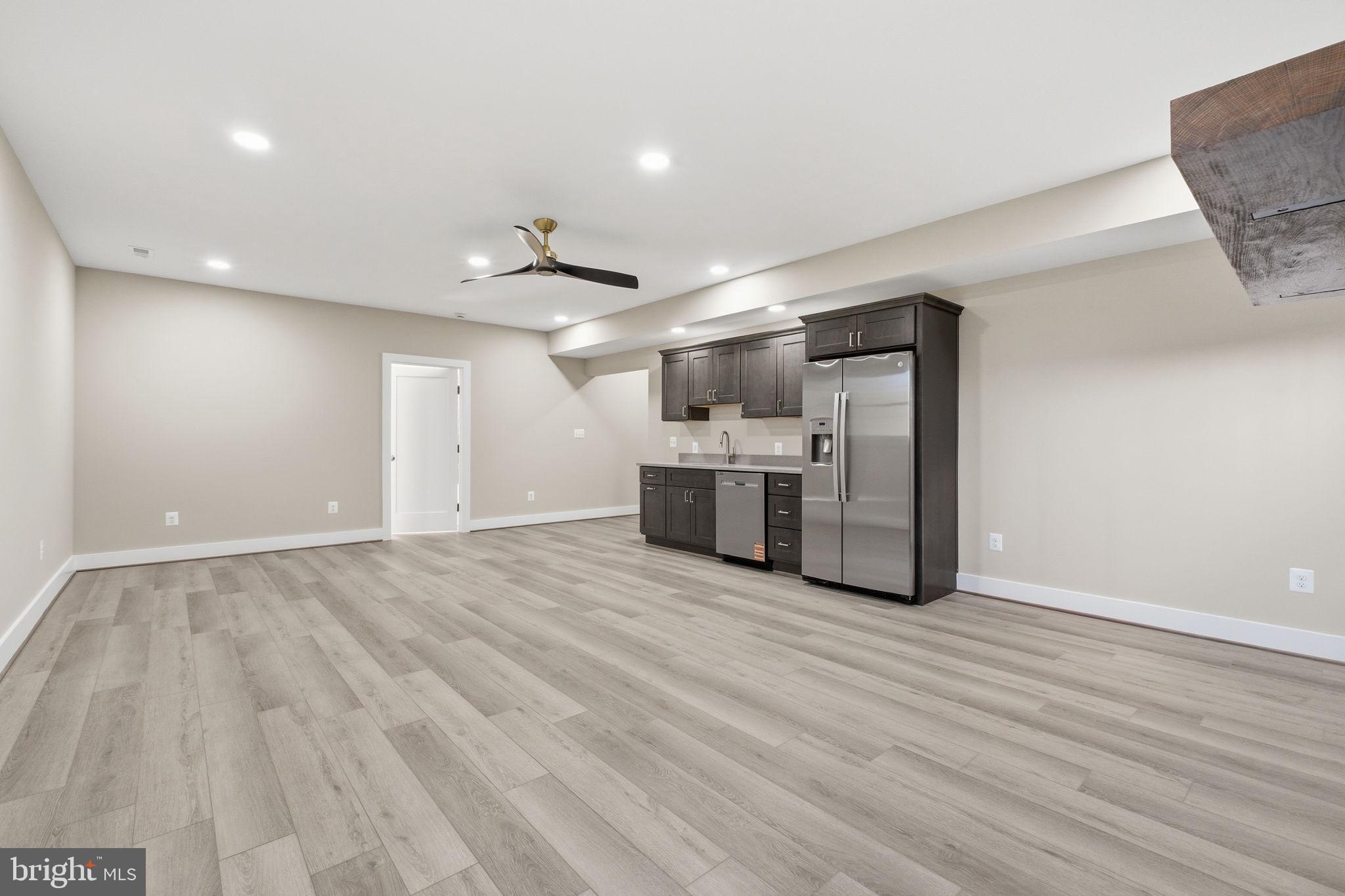 PIMMIT HILLS - Residential