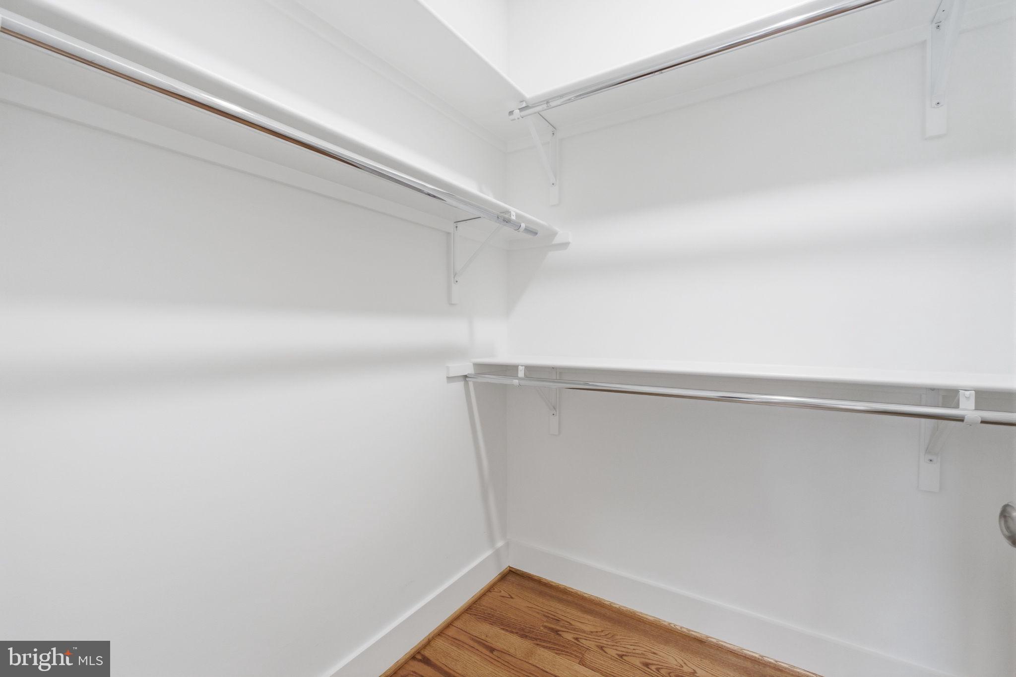 PIMMIT HILLS - Residential