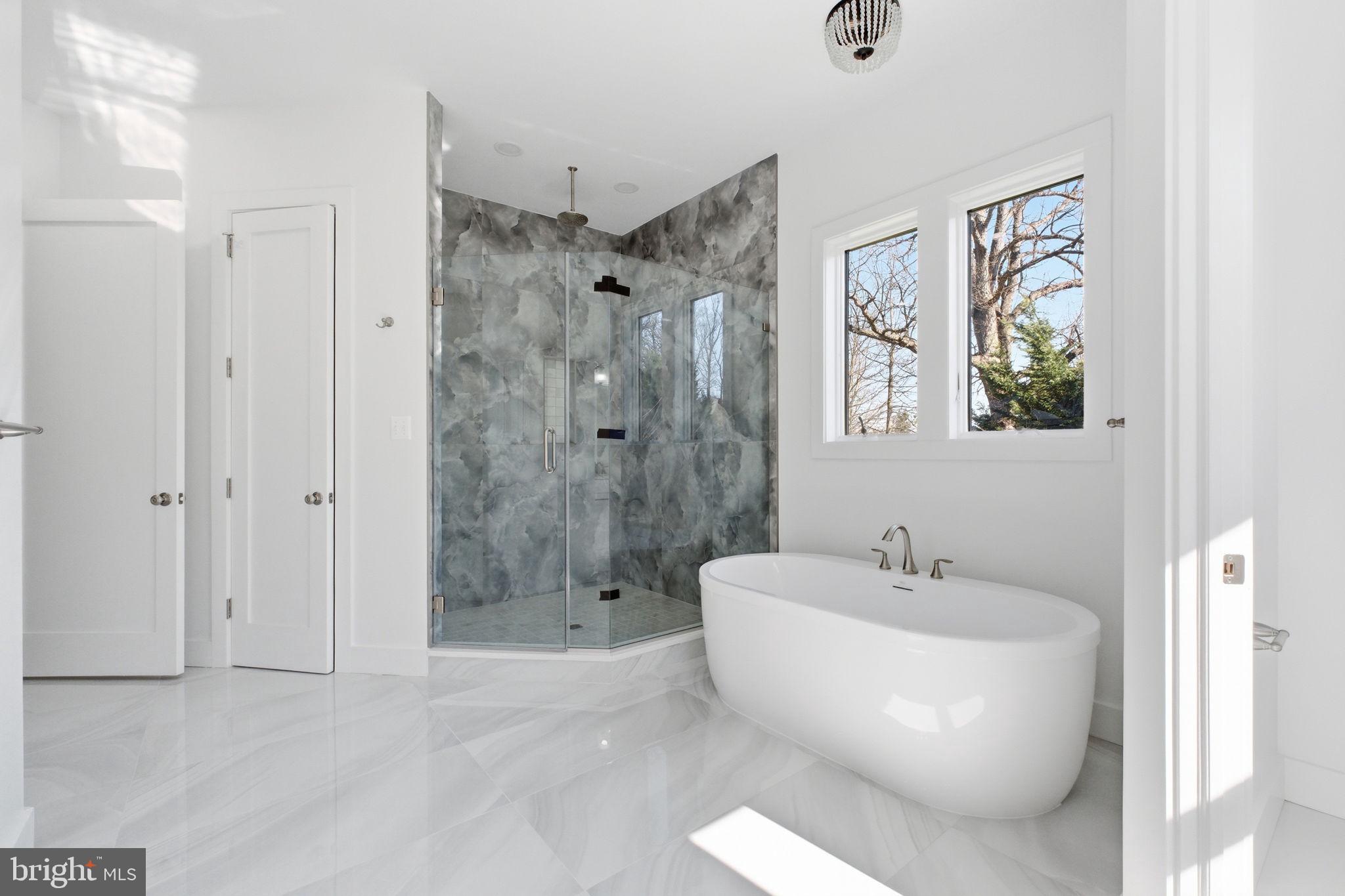 PIMMIT HILLS - Residential