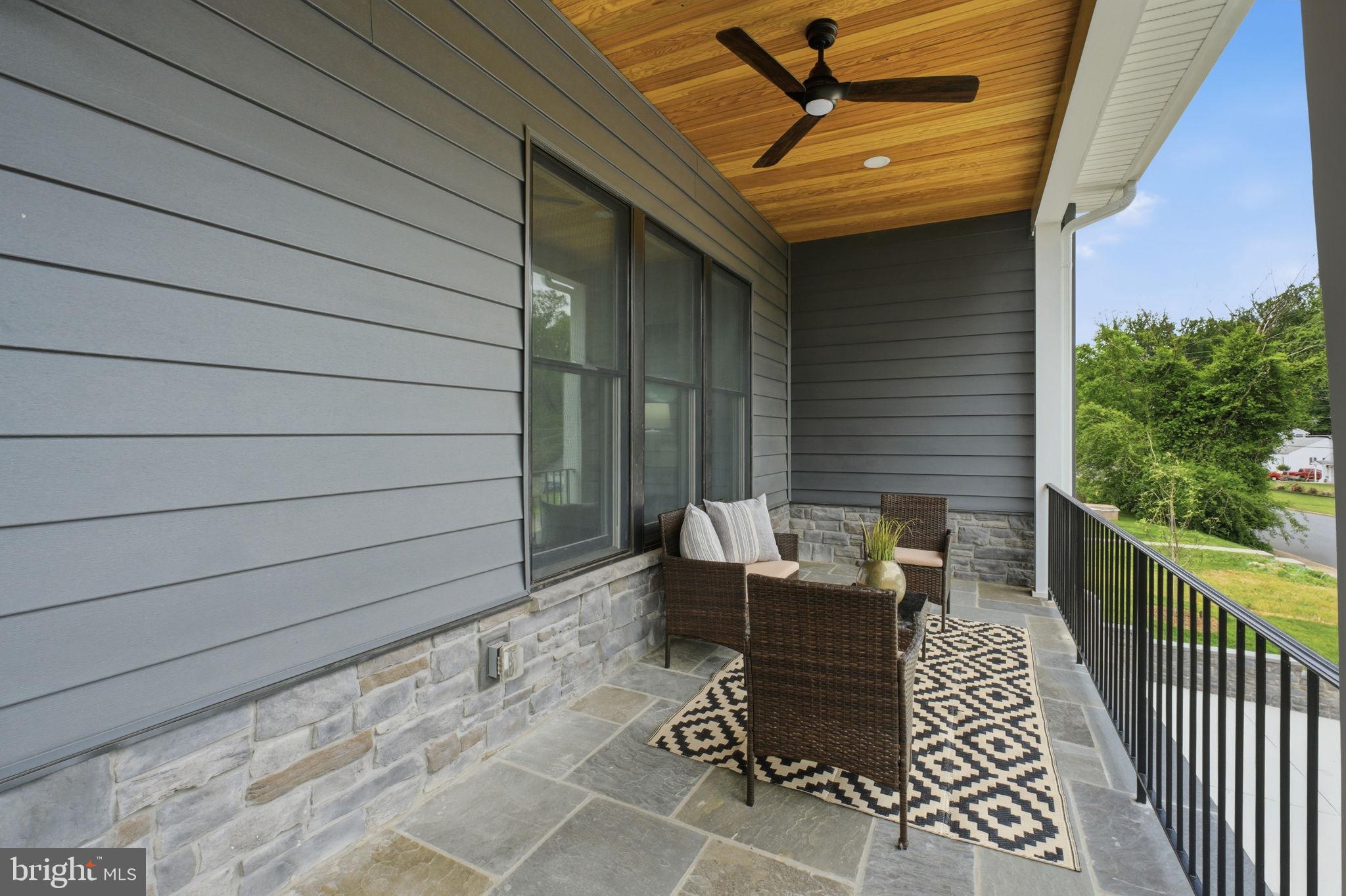 PIMMIT HILLS - Residential