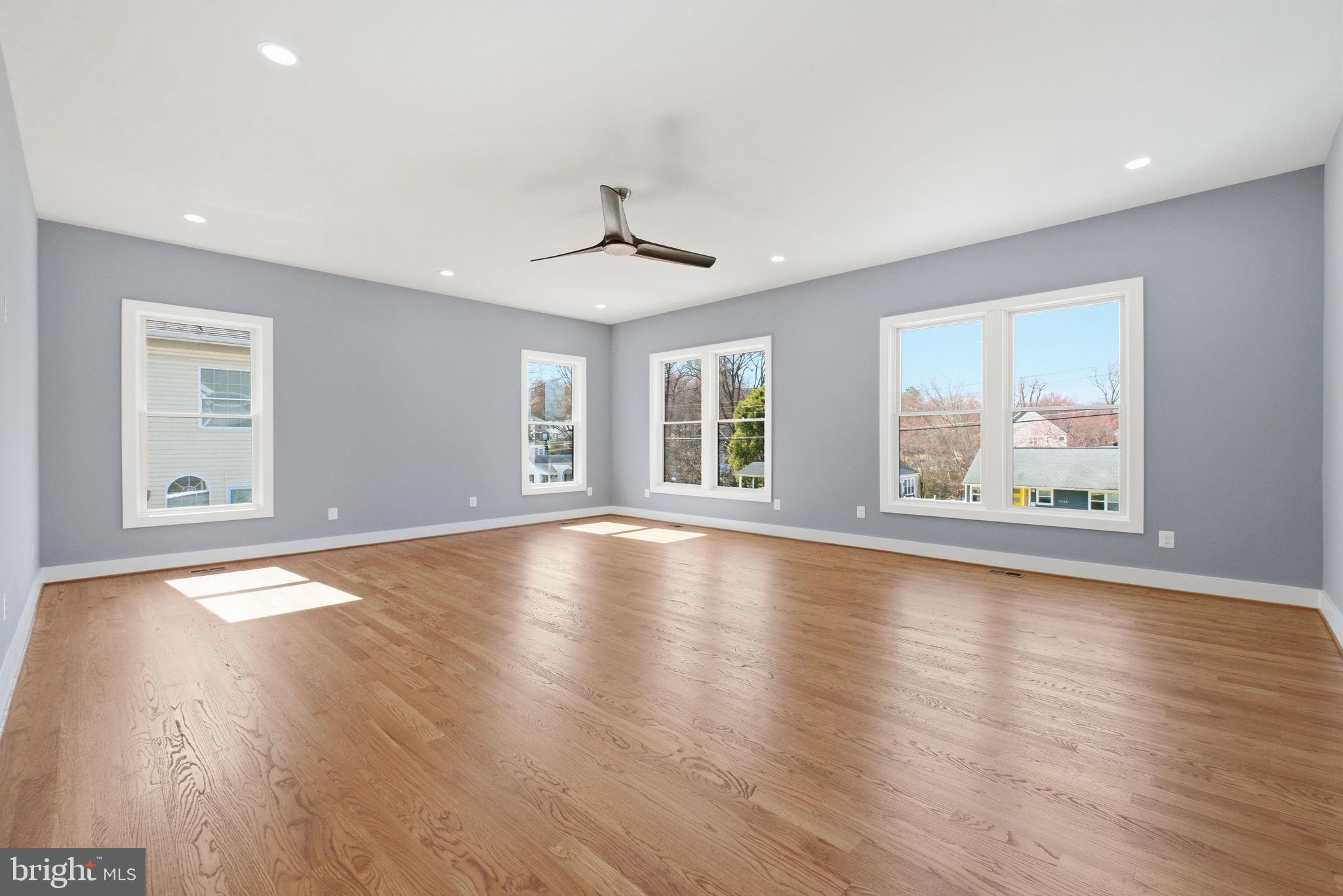 PIMMIT HILLS - Residential