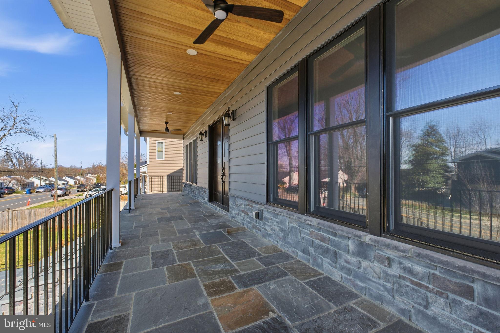 PIMMIT HILLS - Residential