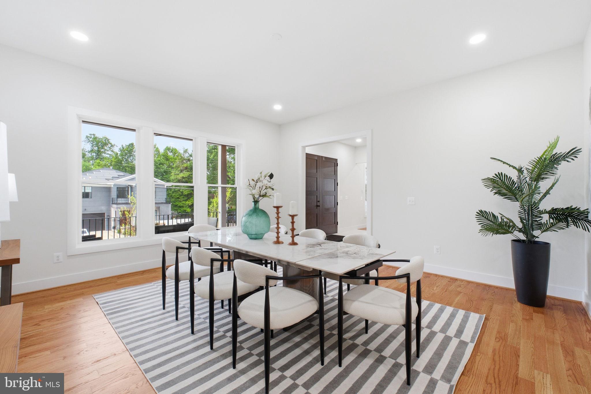 PIMMIT HILLS - Residential