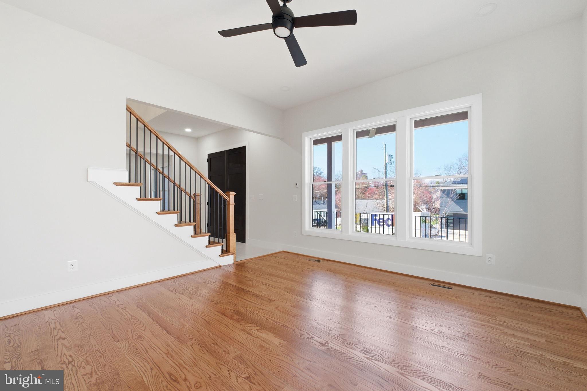 PIMMIT HILLS - Residential