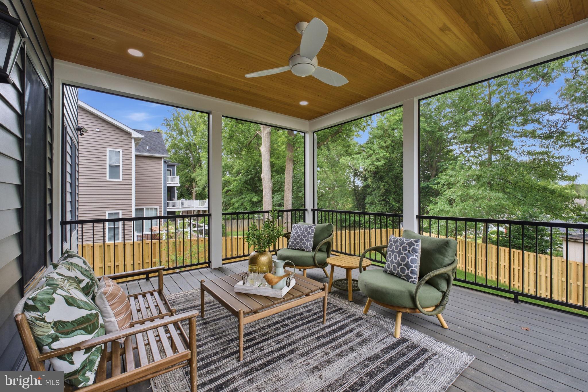 PIMMIT HILLS - Residential