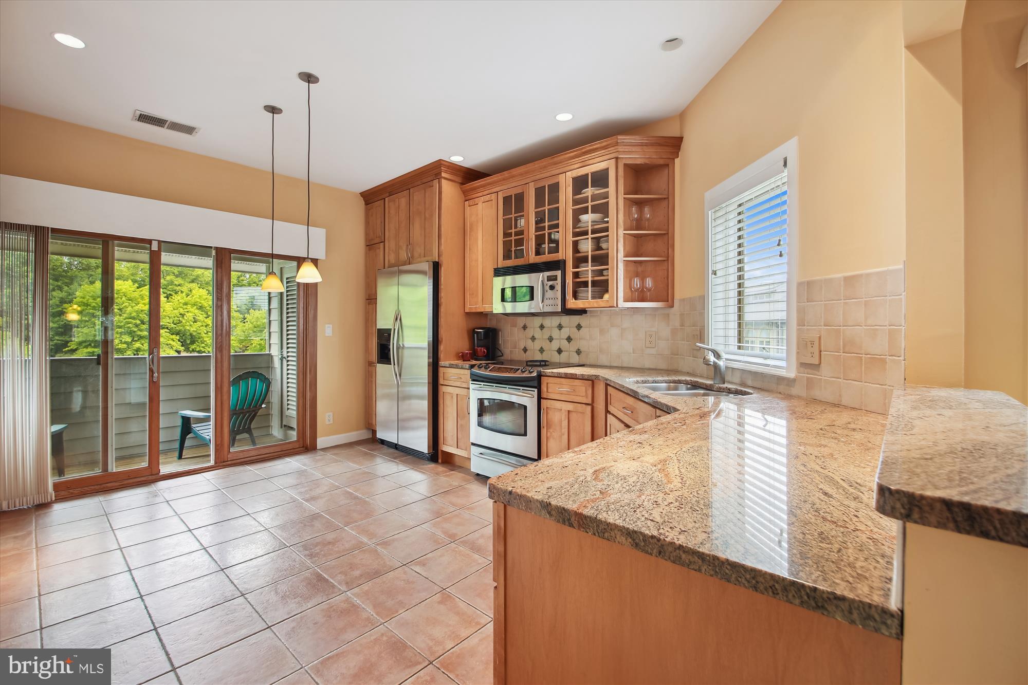 VILLAGE OF CHESAPEAKE HARBOUR - Residential Lease