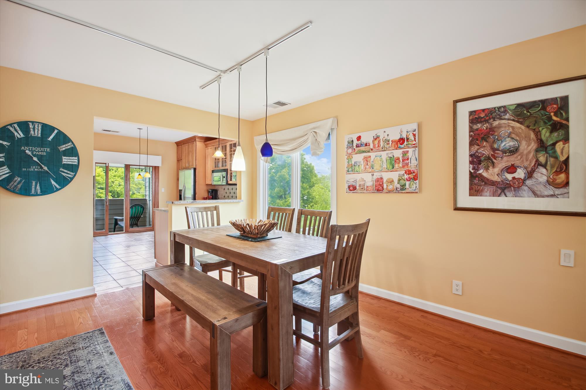 VILLAGE OF CHESAPEAKE HARBOUR - Residential Lease