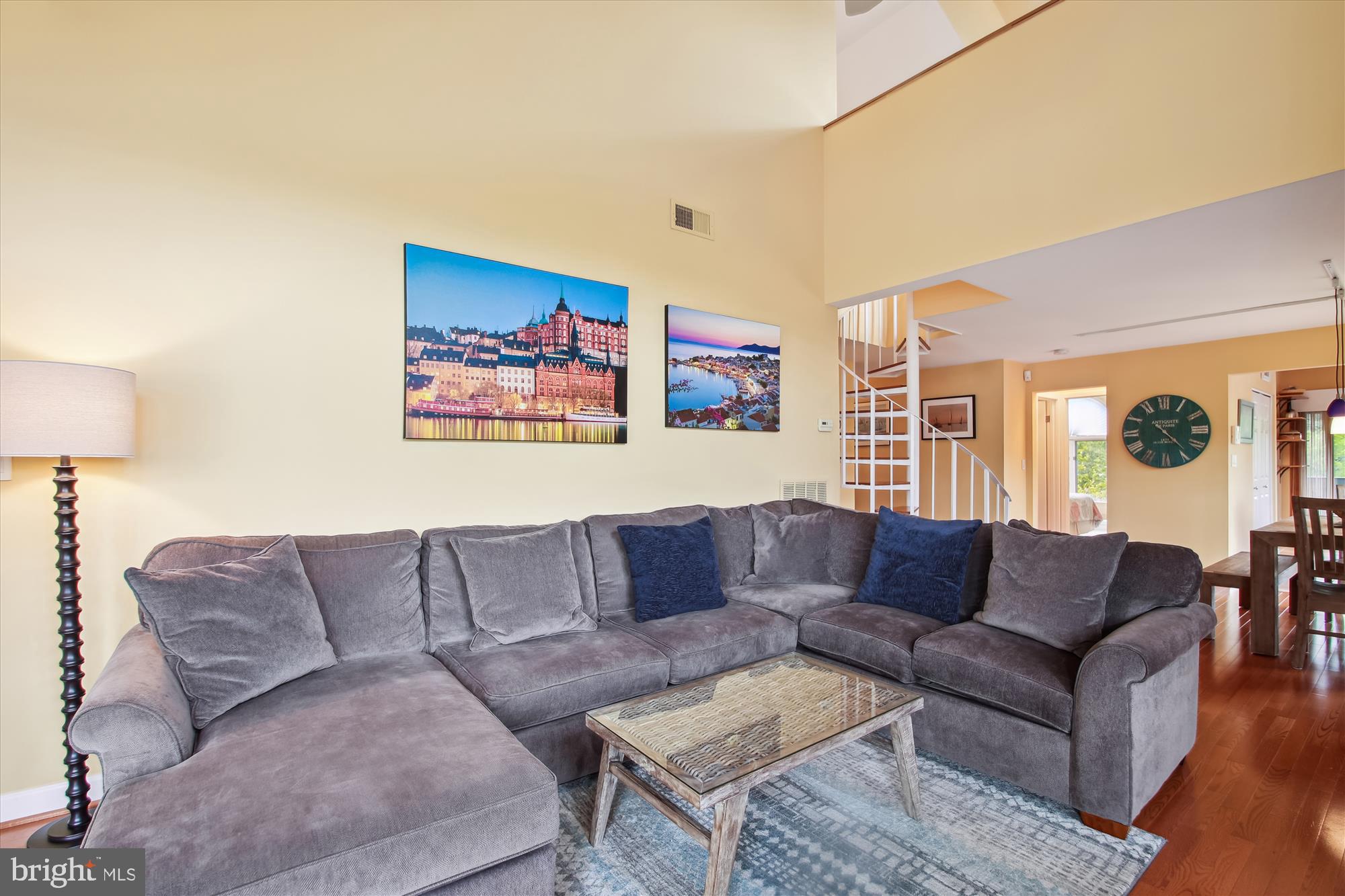 VILLAGE OF CHESAPEAKE HARBOUR - Residential Lease