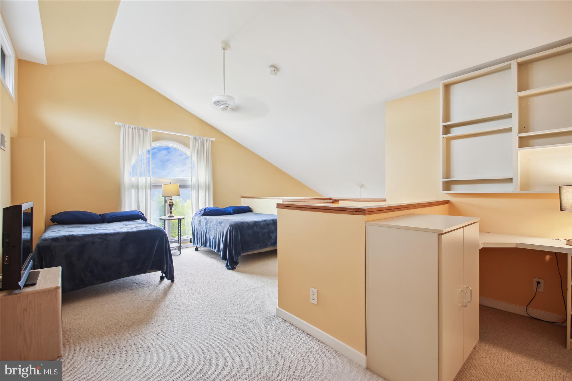 VILLAGE OF CHESAPEAKE HARBOUR - Residential Lease