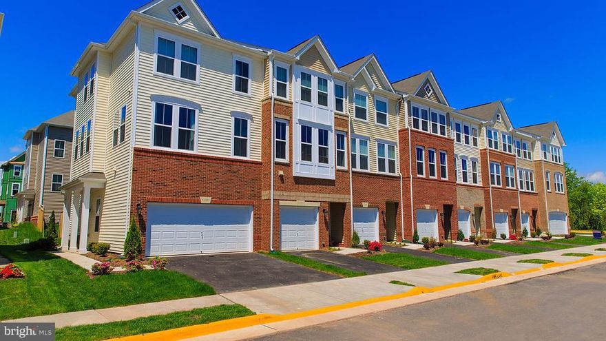 3 BR 3.5BA, 1 Car new TH in Broadlands!  Luxury/bright Open Fl Plan. Recess Lights all Lvls. Gourmet Kit with 42"cabinets, granite counters. Luxury Mastr BR. Steps away from community rec center (gym, tennis), 3 swimming pools! Close to shopping and major commuting routes (267, 28, Waxpool).  Excellent sch pyramid. Schedule show time from 12pm to 6pm. Current tenant lives there.