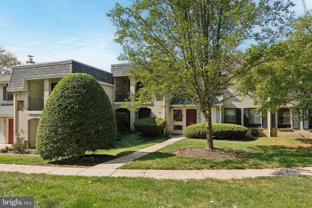 Photo of 501 N Bethlehem Pike #12-F, AMBLER, PA 19002 (MLS # PAMC2156154)