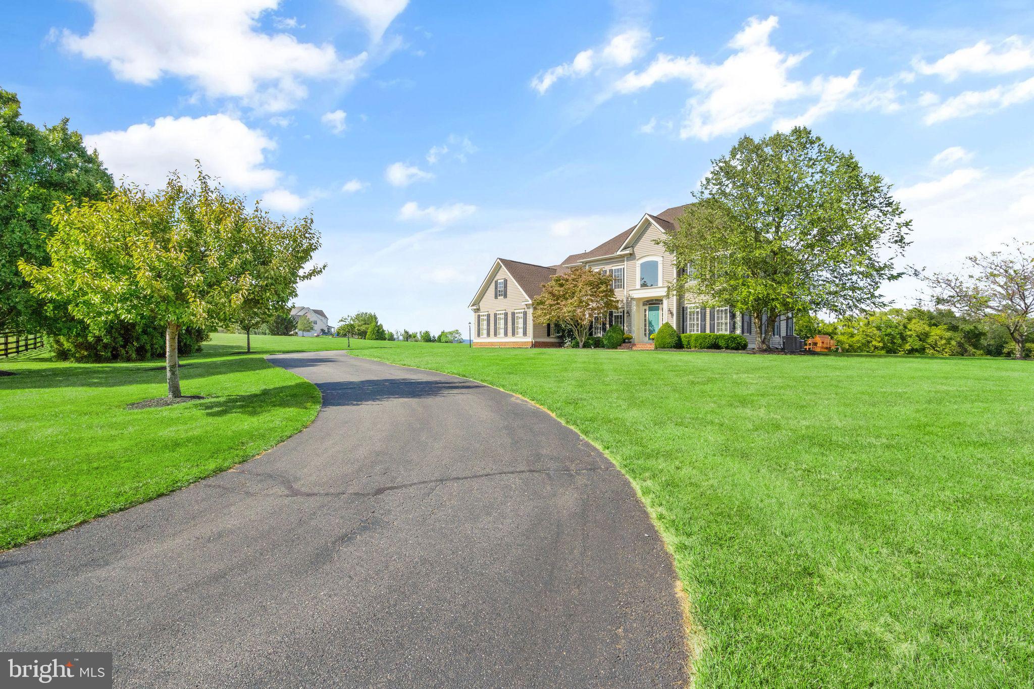 WATERFORD VIEW ESTATES - Residential