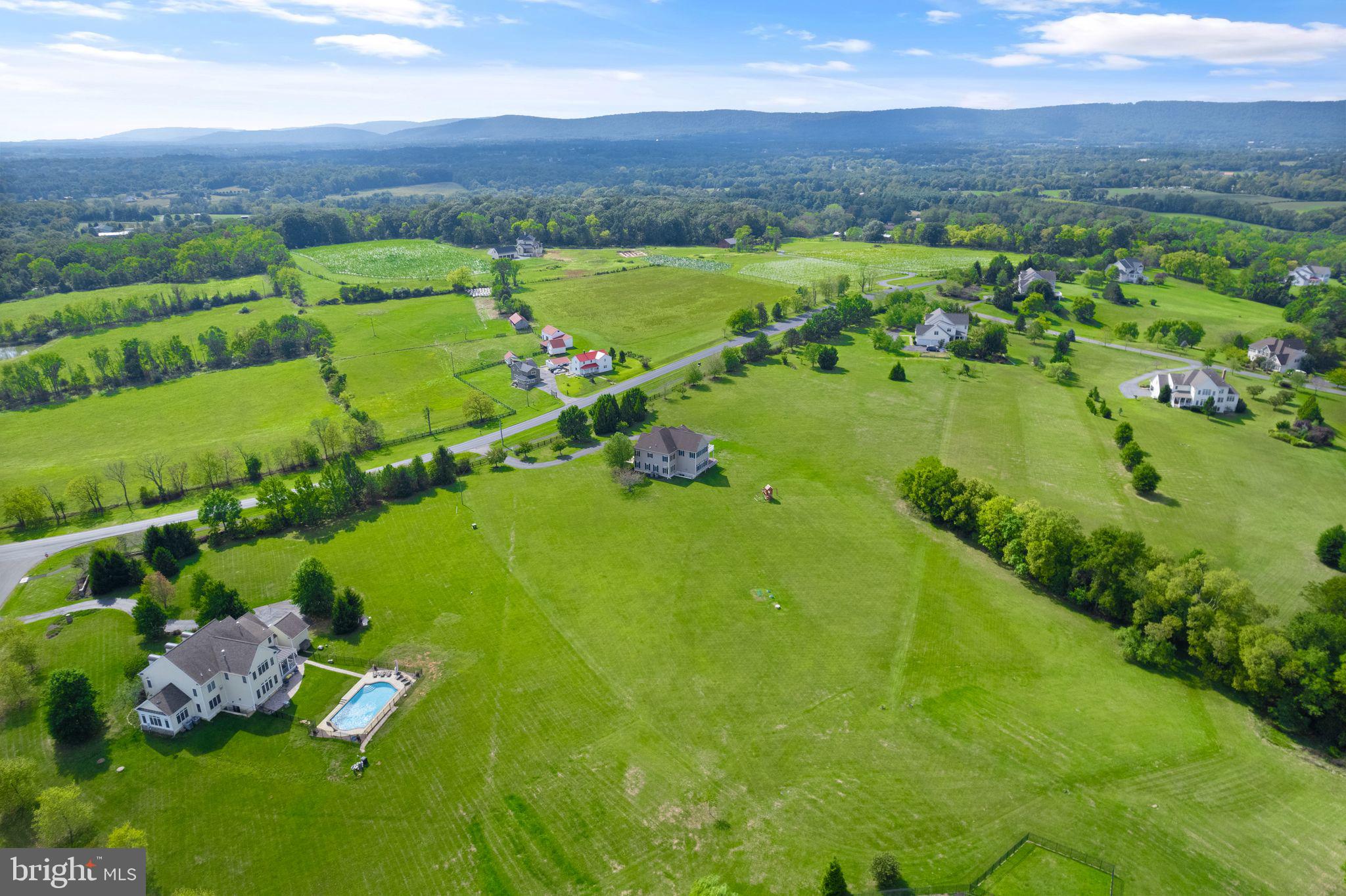 WATERFORD VIEW ESTATES - Residential