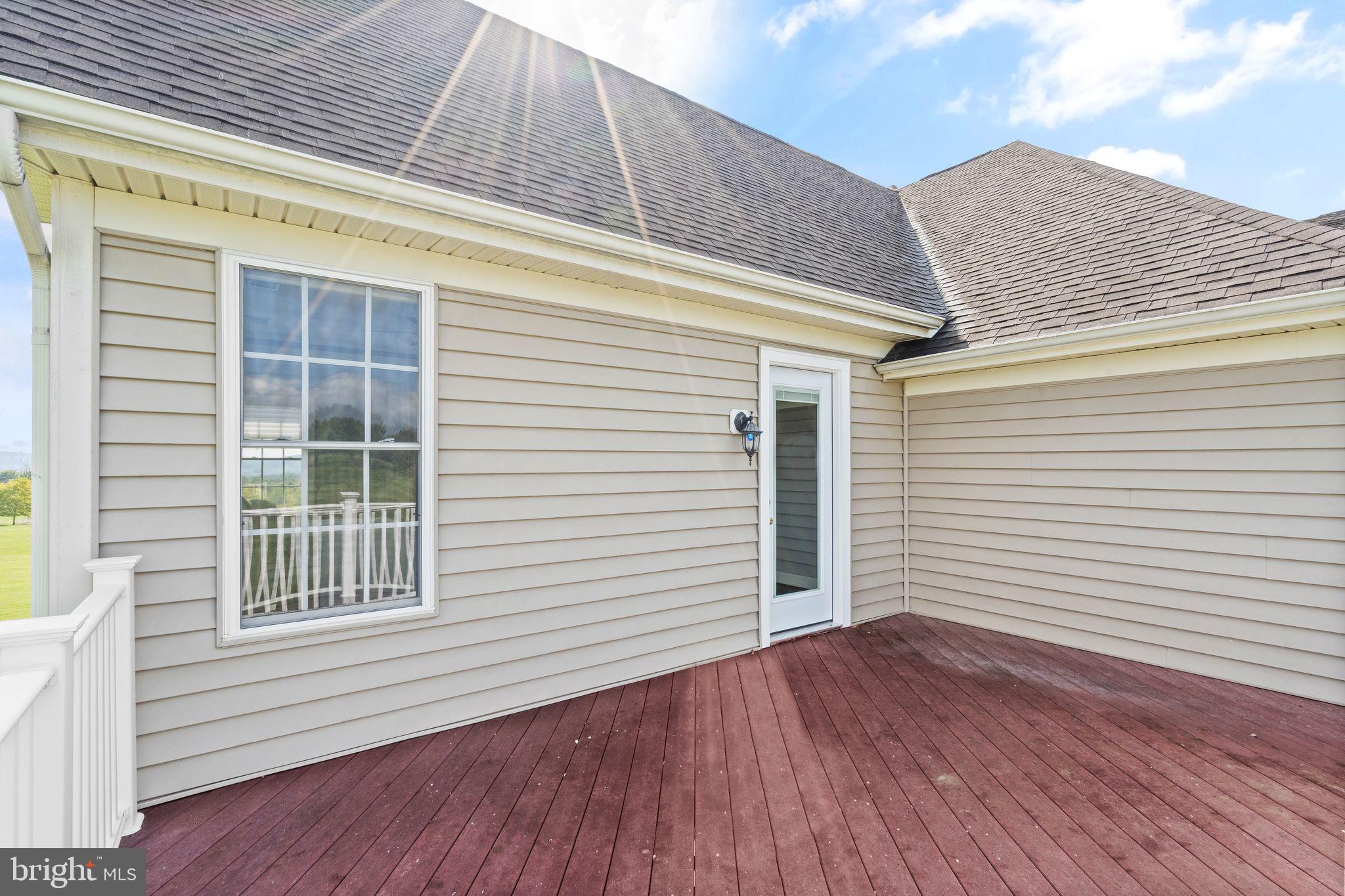 WATERFORD VIEW ESTATES - Residential