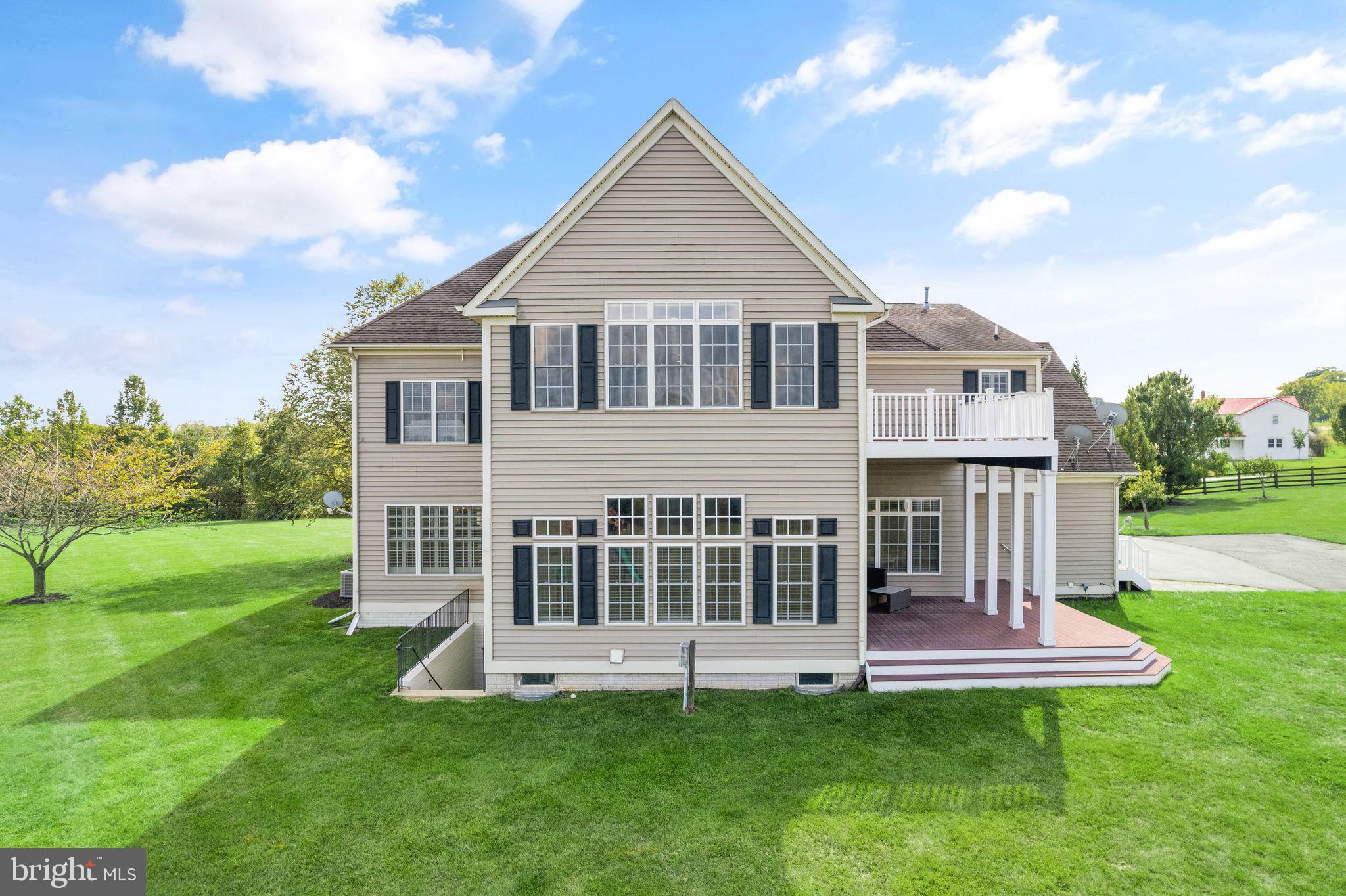 WATERFORD VIEW ESTATES - Residential