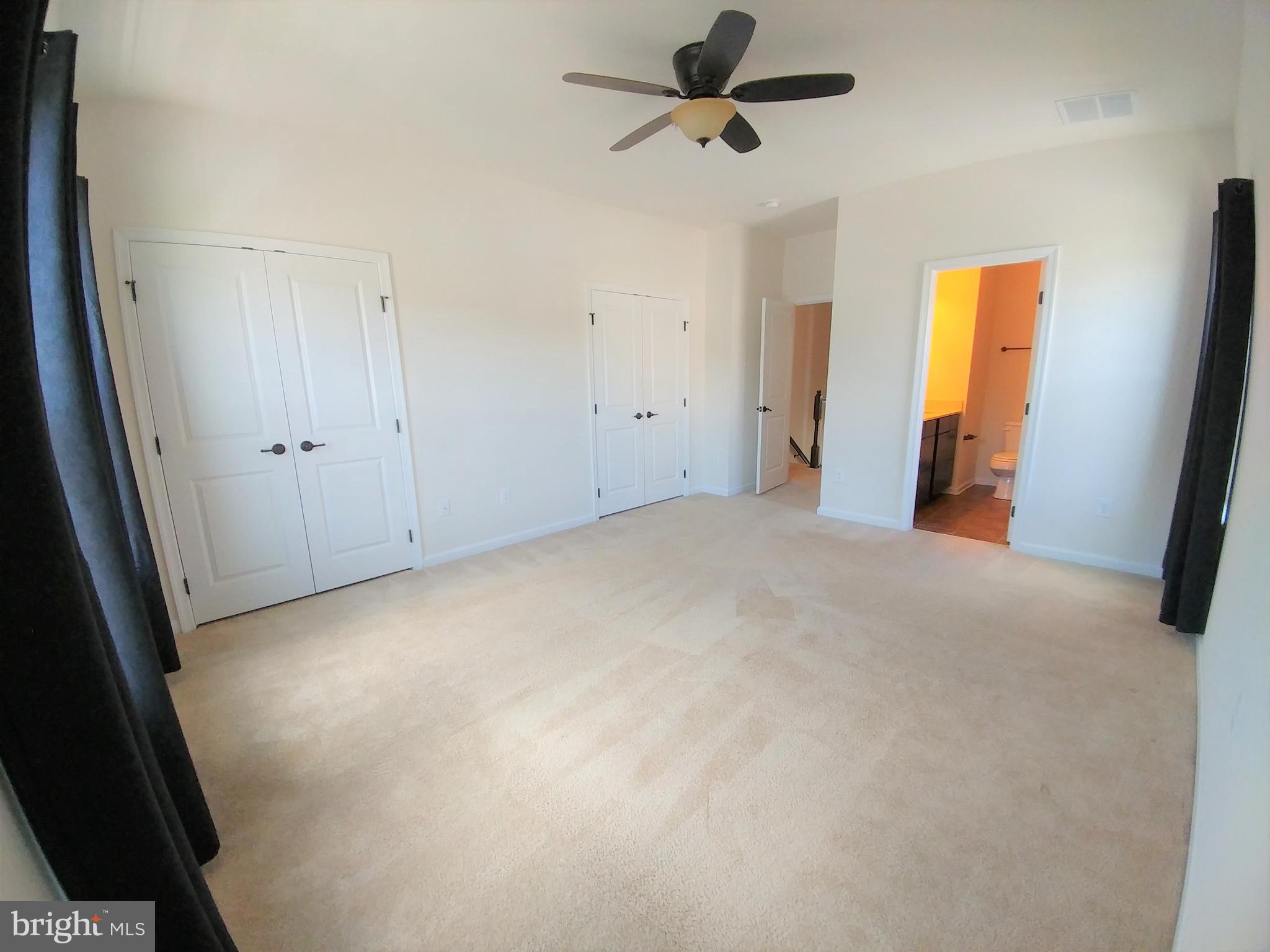 CREEKSIDE VILLAGE - Residential