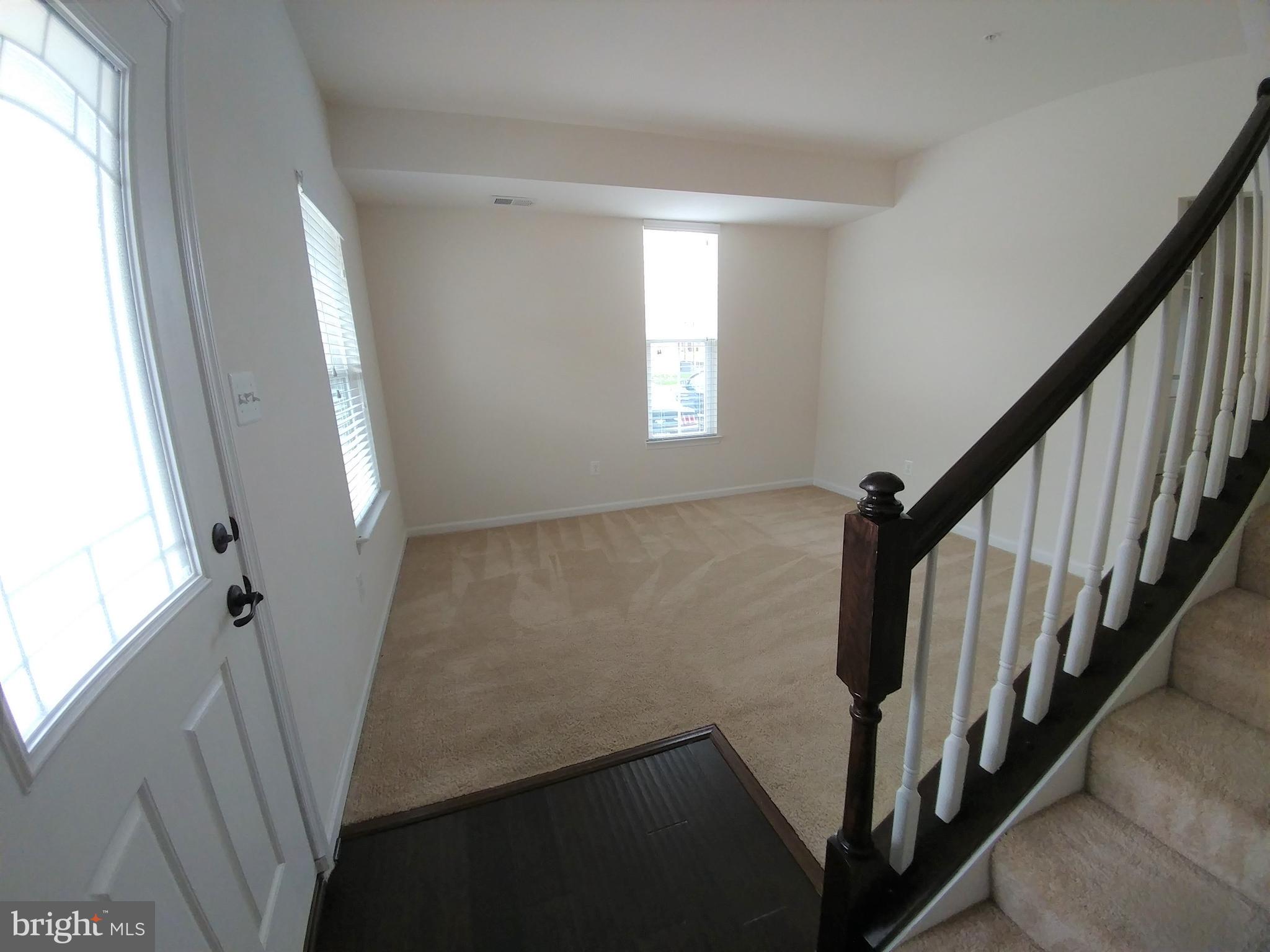 CREEKSIDE VILLAGE - Residential