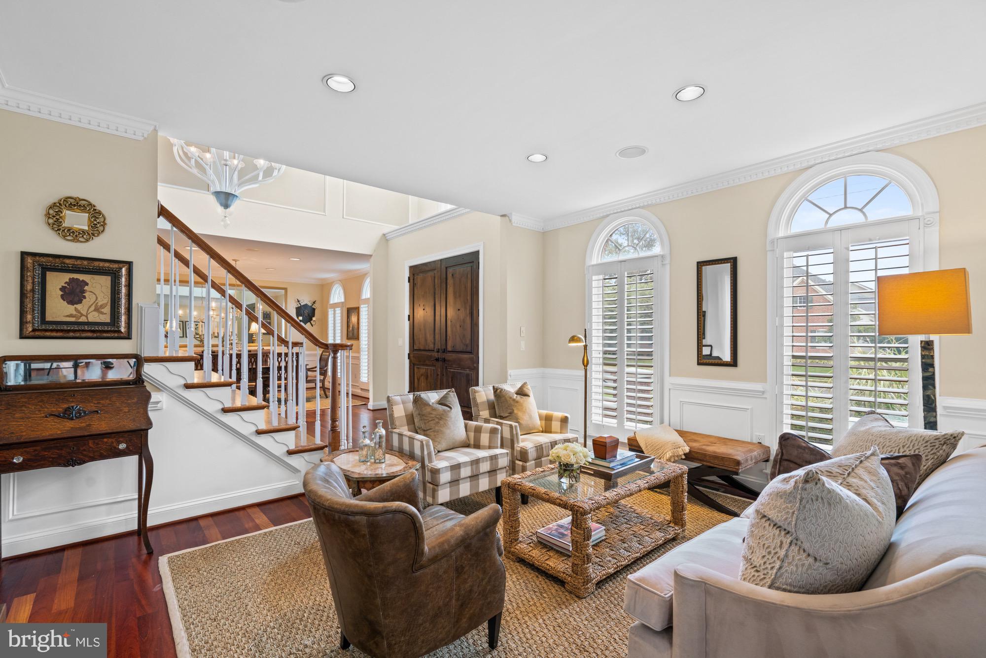 MADRILLON FARMS - Residential