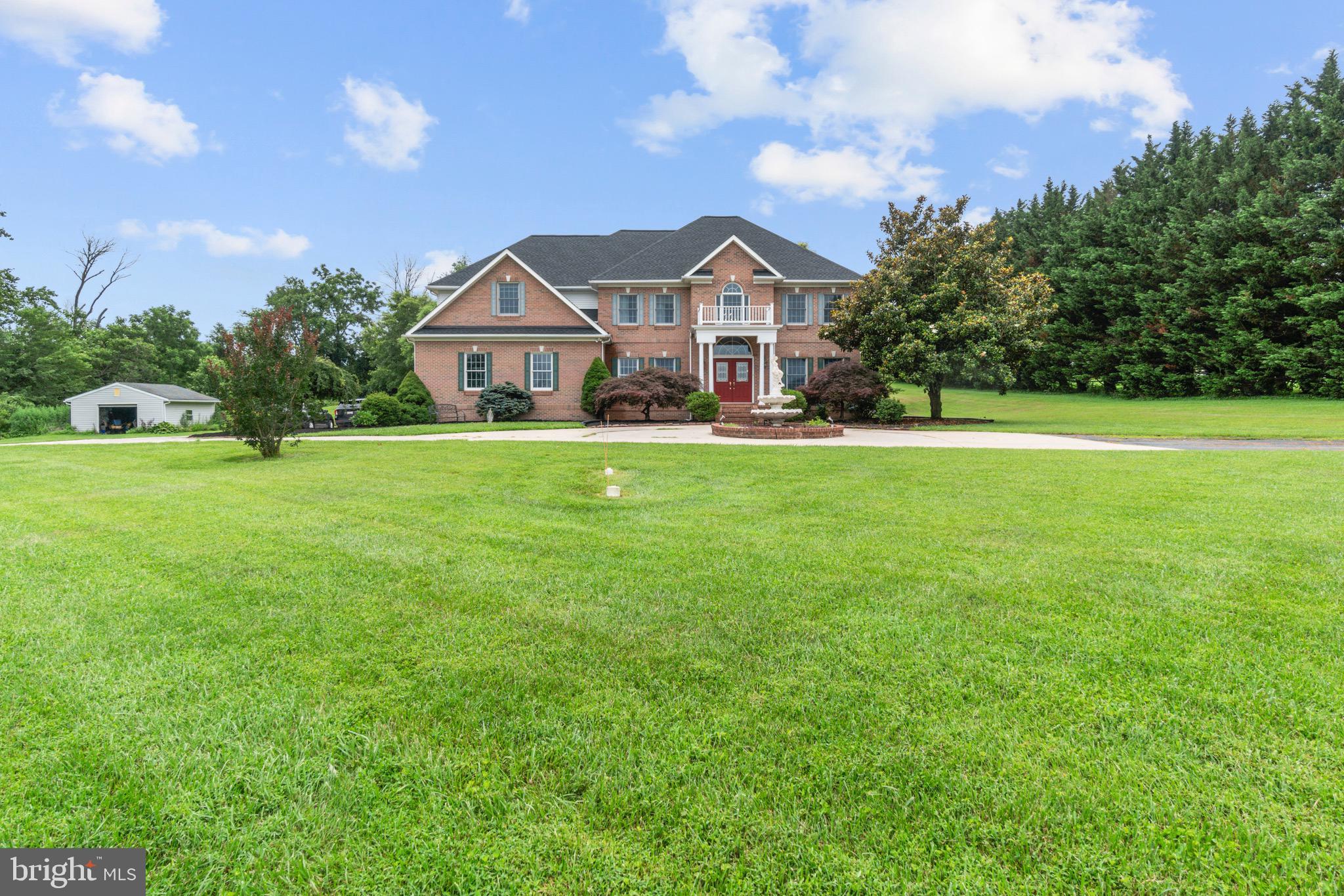 1198 GLENVIEW COURT