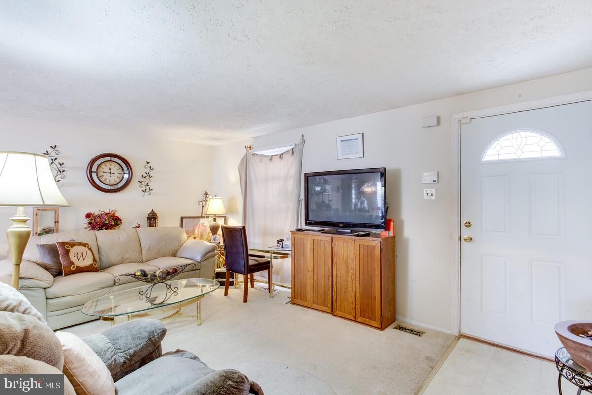 ST CHARLES SUB - WAKEFIELD - Residential