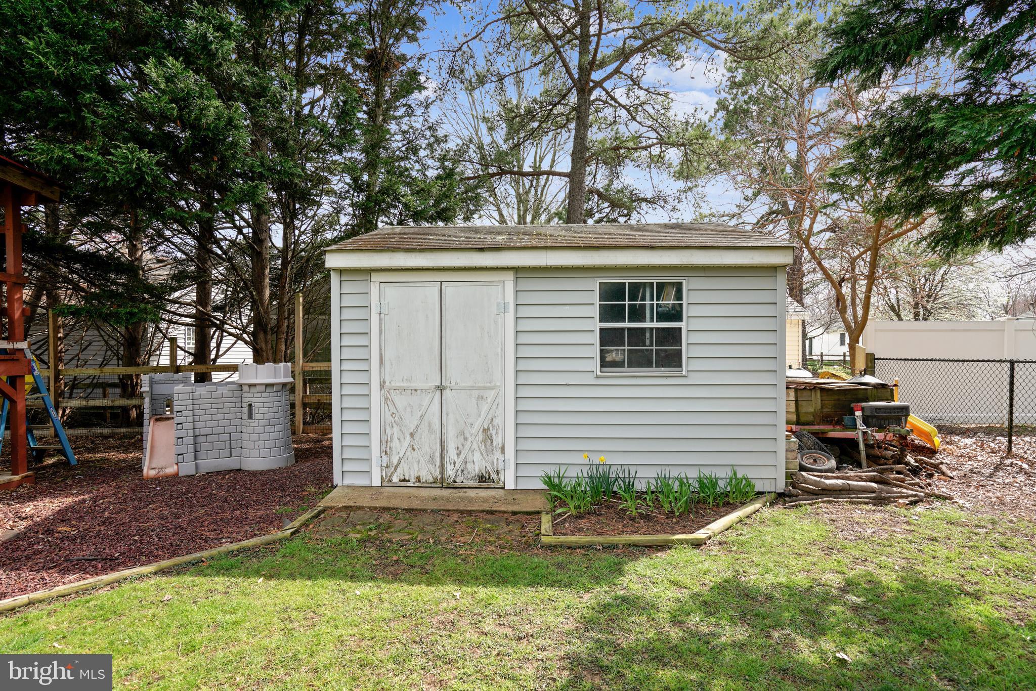 CLOVERFIELDS - Residential