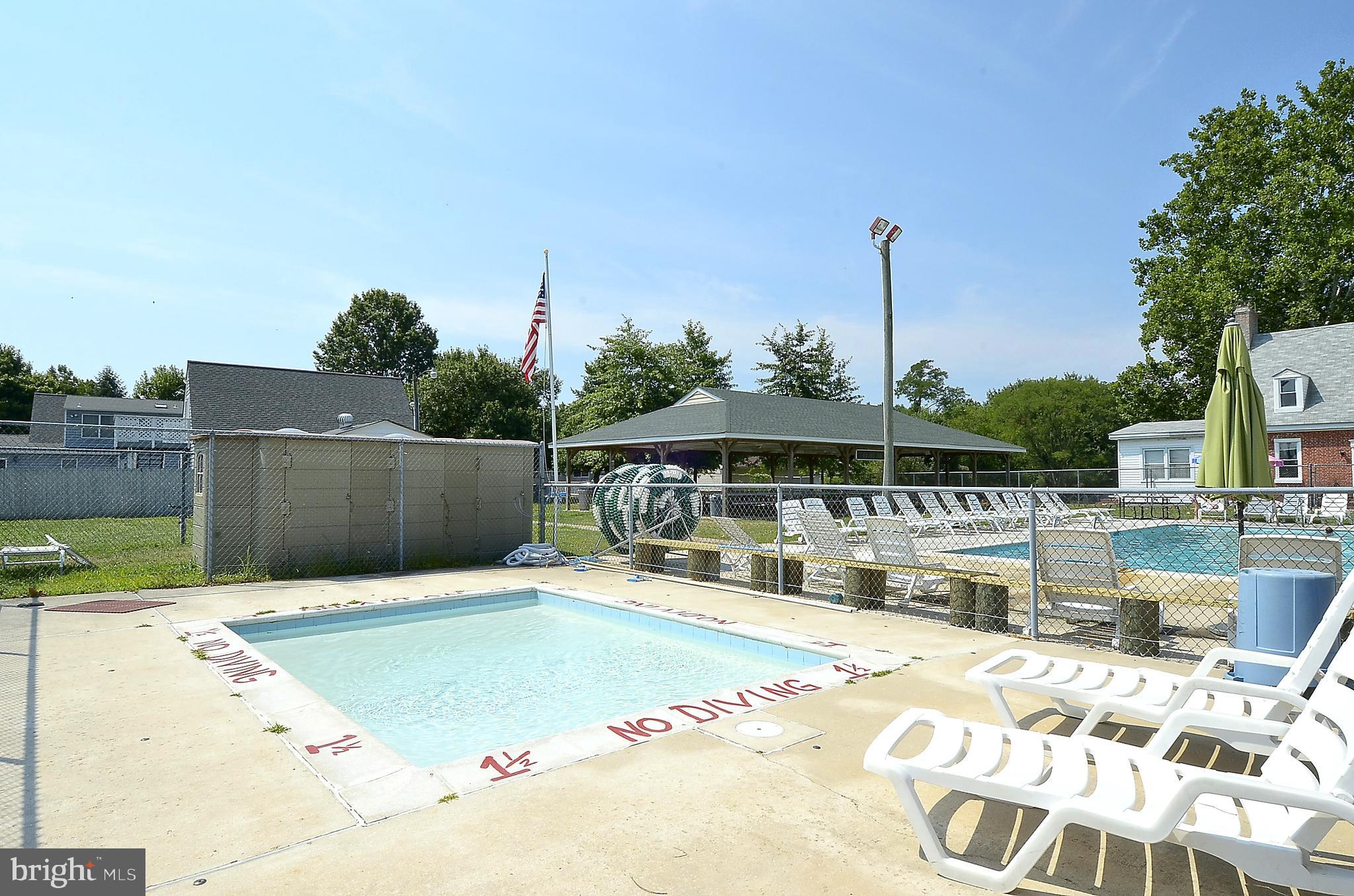 CLOVERFIELDS - Residential