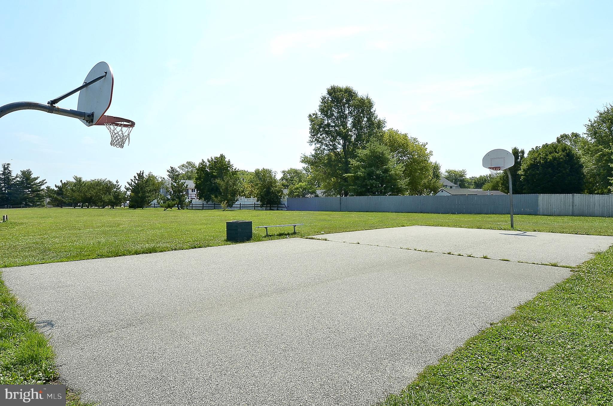 CLOVERFIELDS - Residential