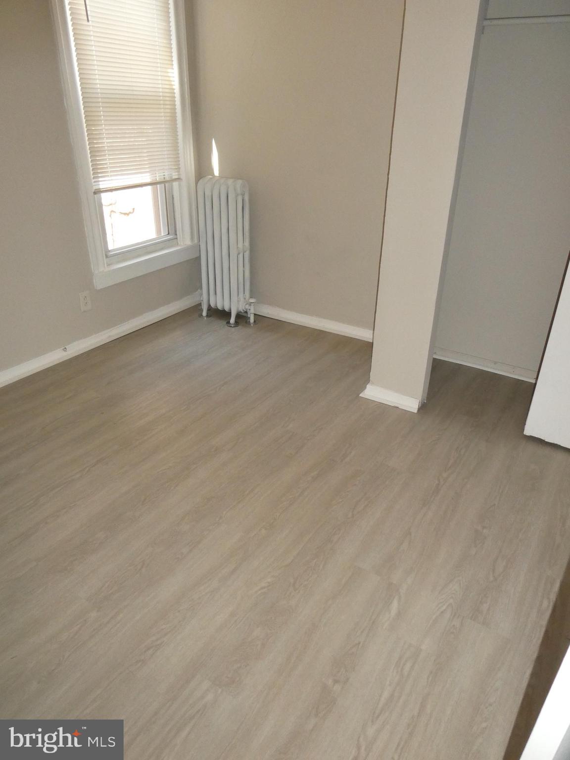 LAWNCREST - Residential