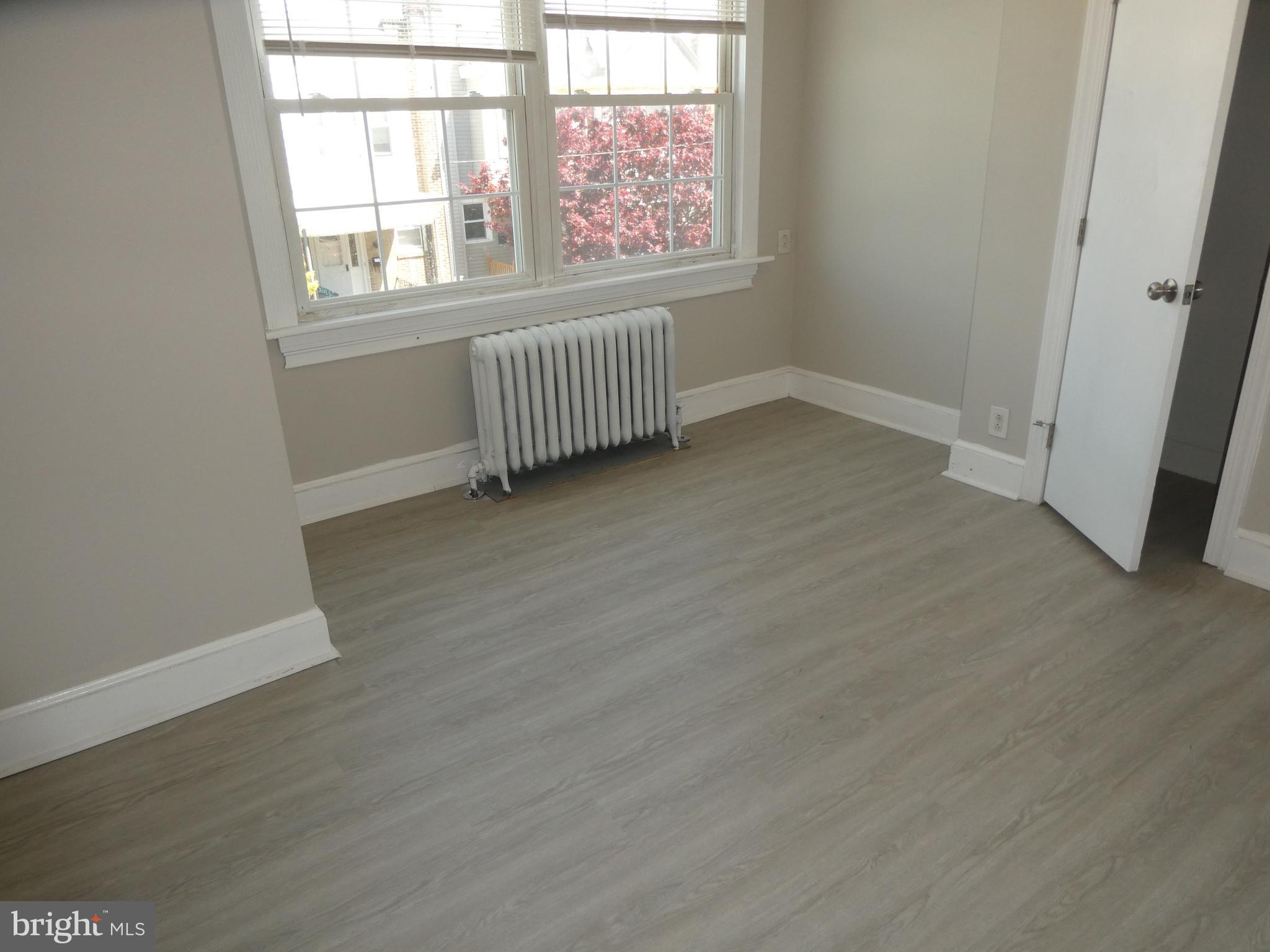 LAWNCREST - Residential