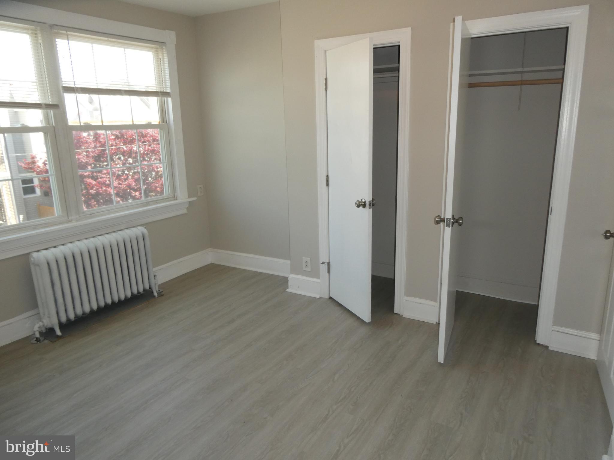 LAWNCREST - Residential