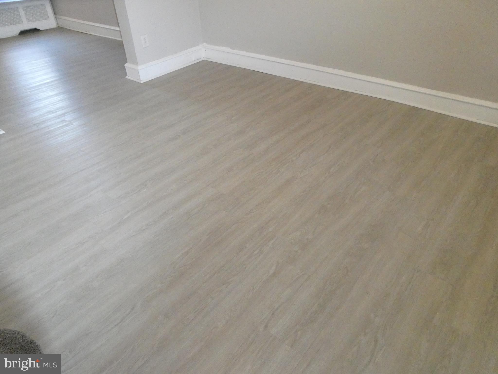 LAWNCREST - Residential