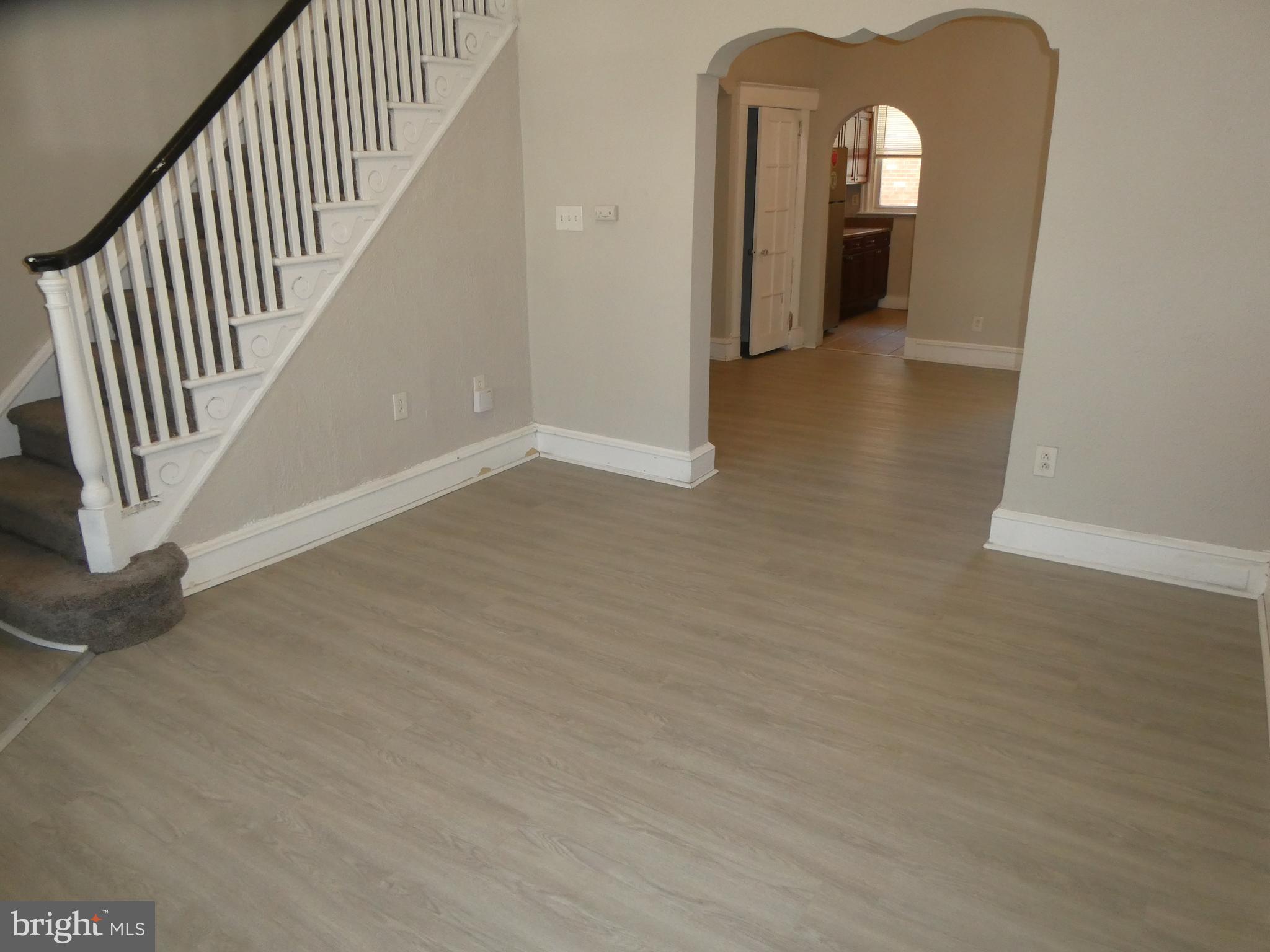 LAWNCREST - Residential