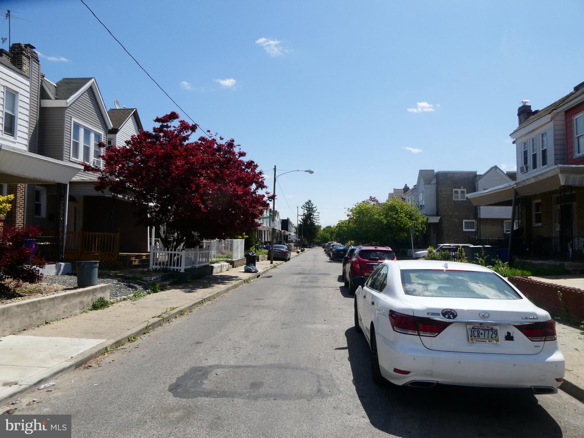 LAWNCREST - Residential