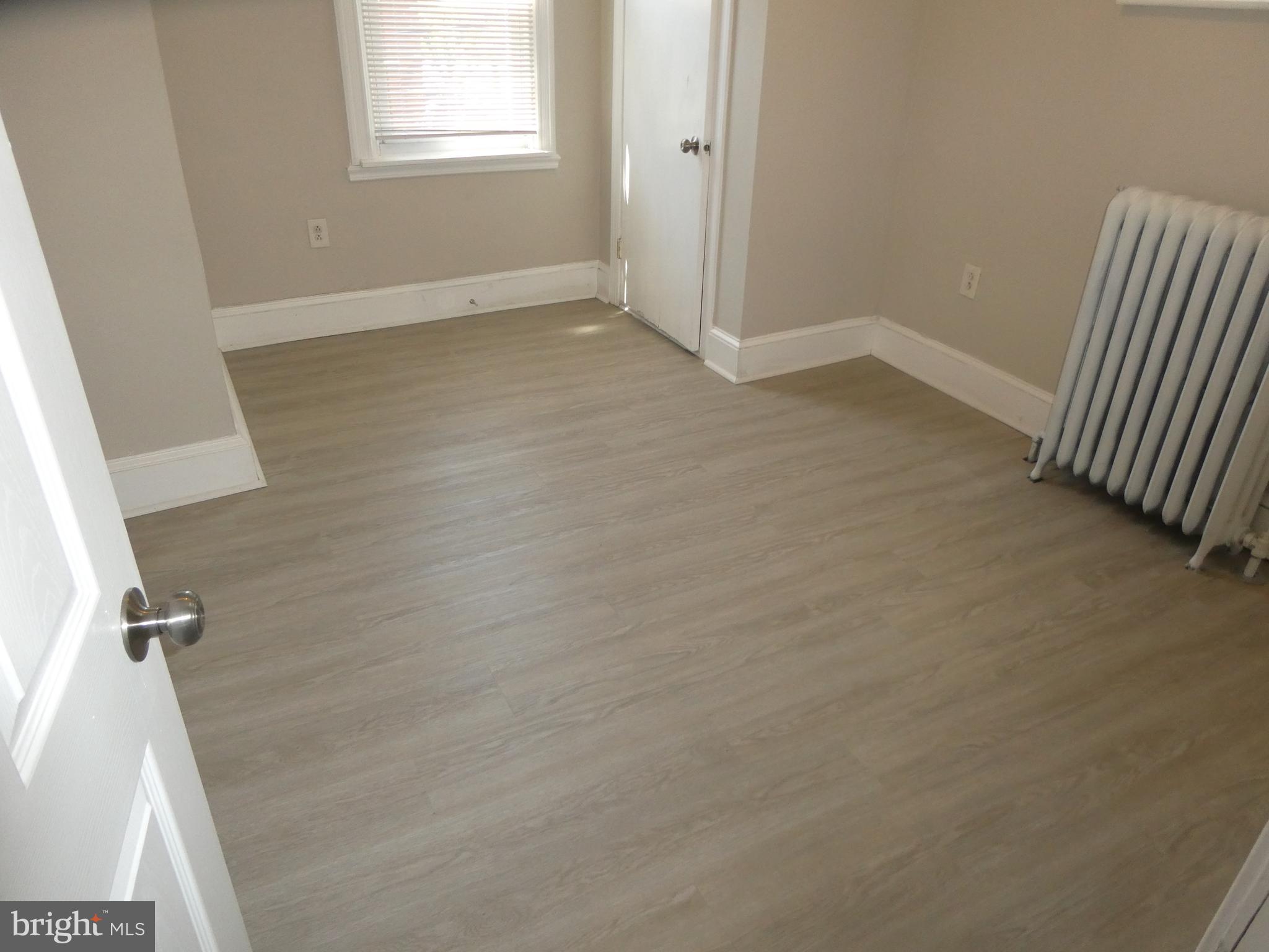 LAWNCREST - Residential